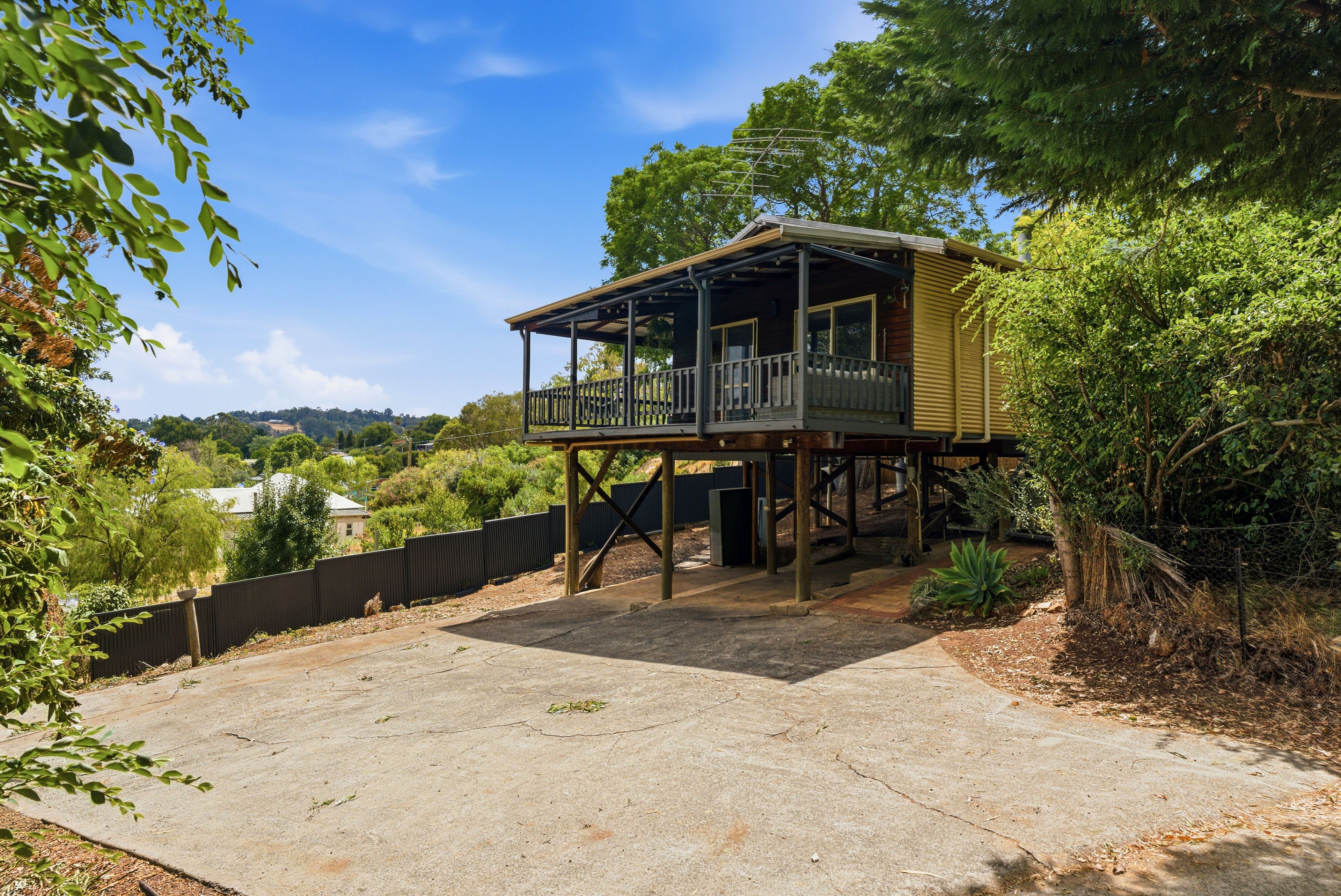 13 Carey Street, Bridgetown, WA