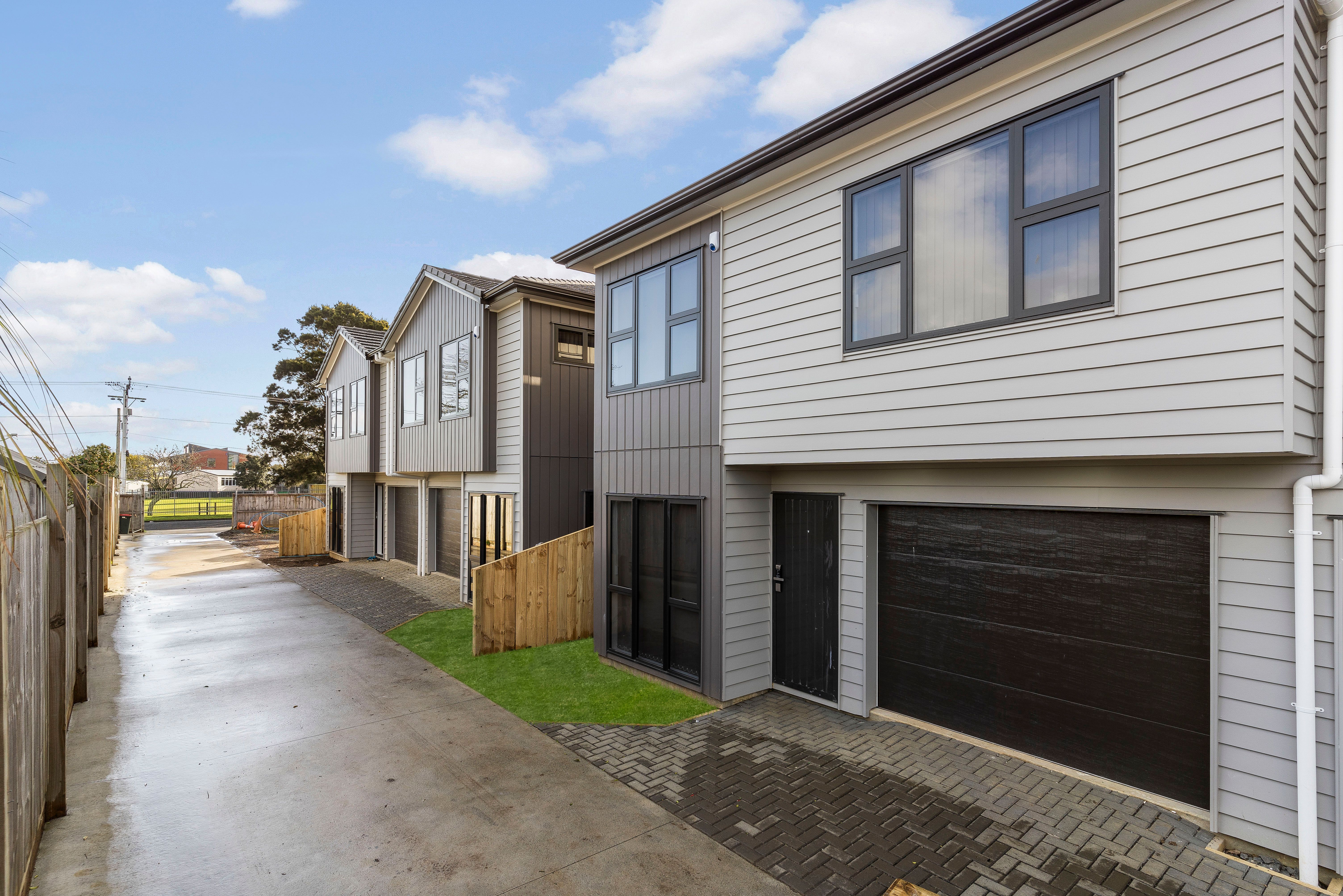 4/15 Totara Road, Manurewa, Manukau City