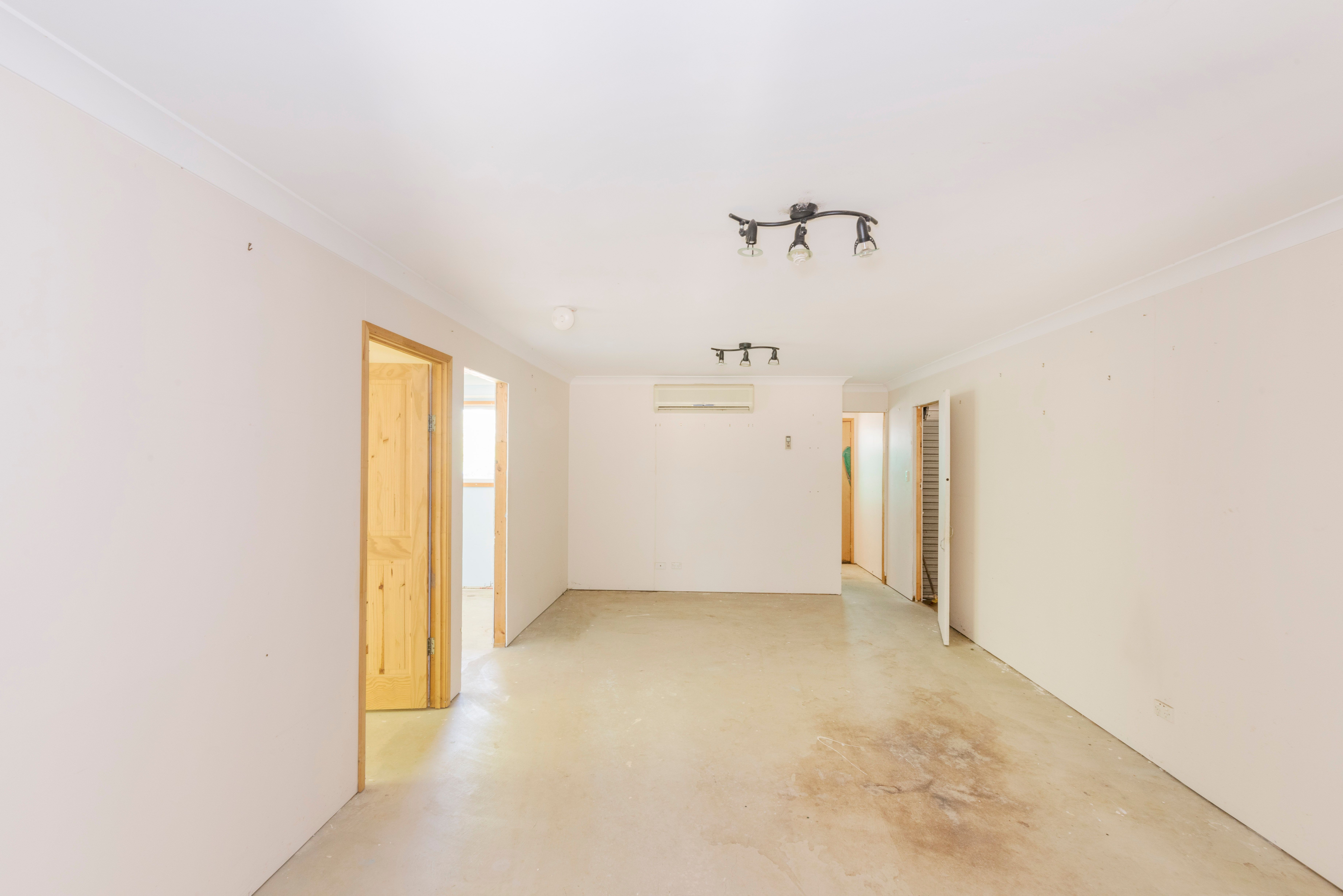 154 Bapaume Road, Holland Park West, QLD 4121