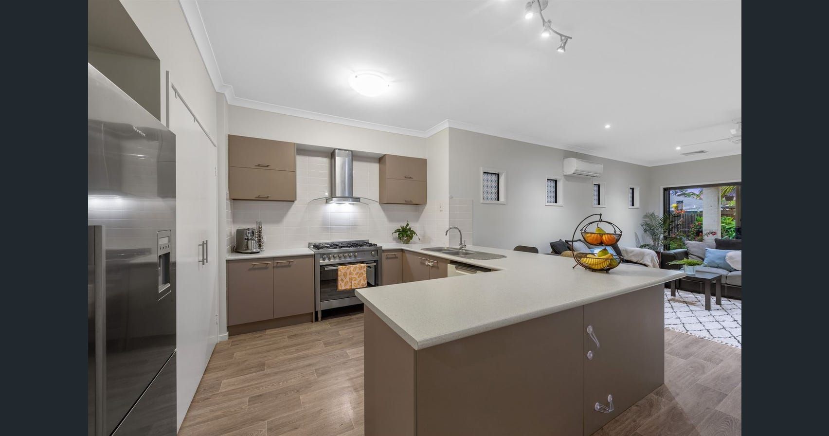 16 Kennedia Court, North Lakes, QLD 4509