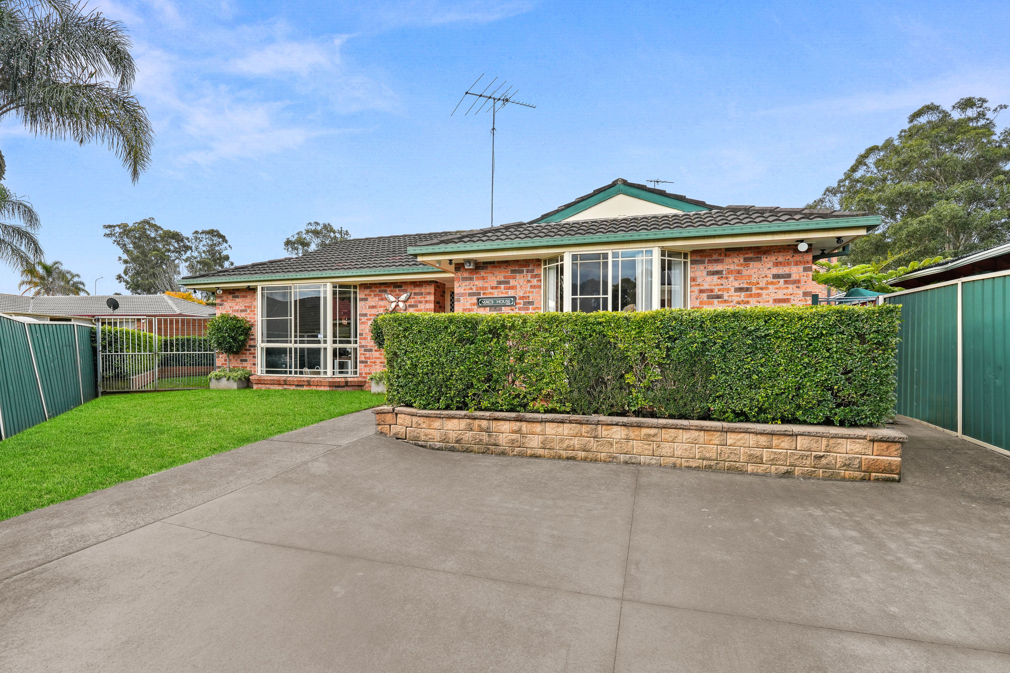 12 Duane Court