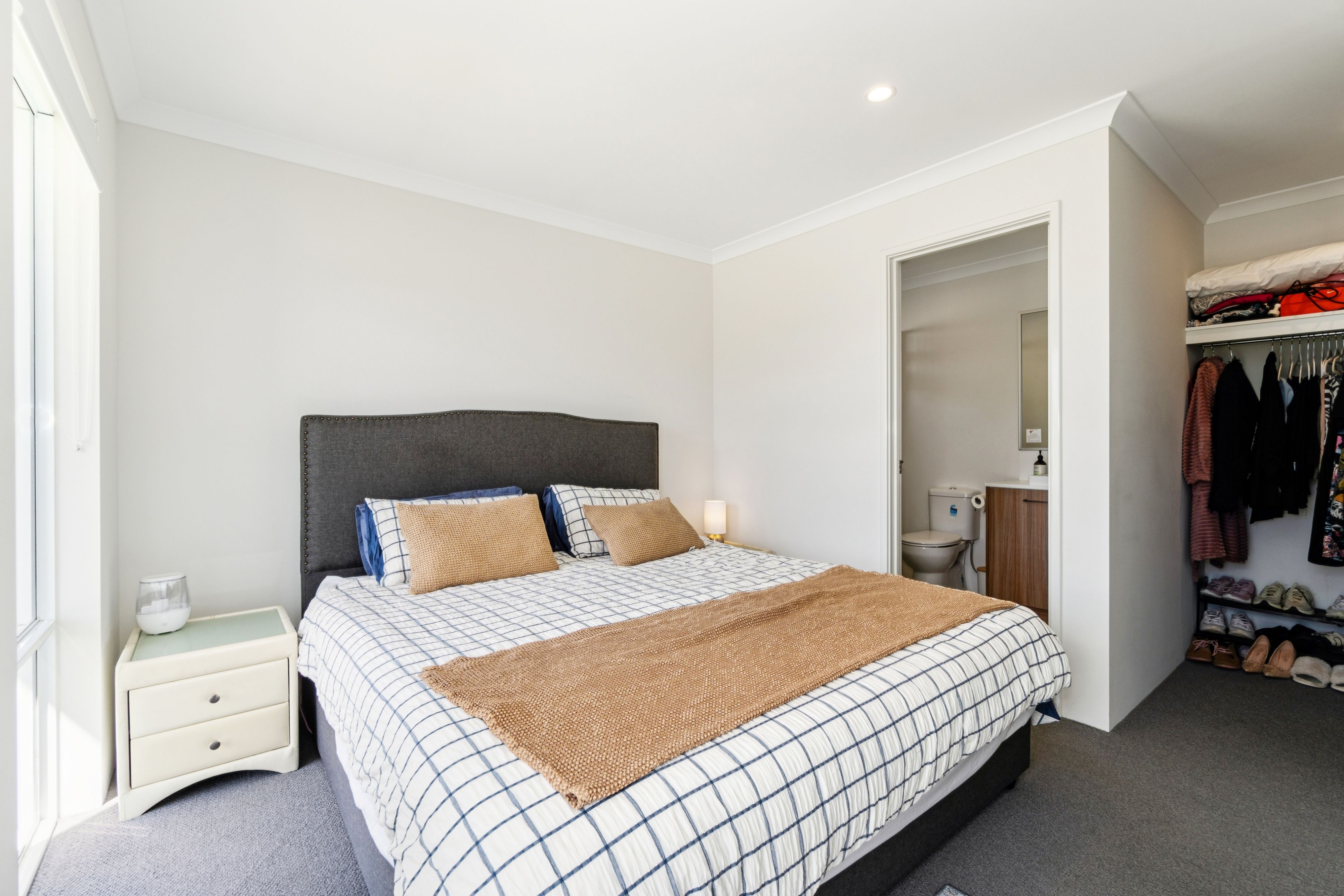 38 Jurien Avenue — photo 11 of 30