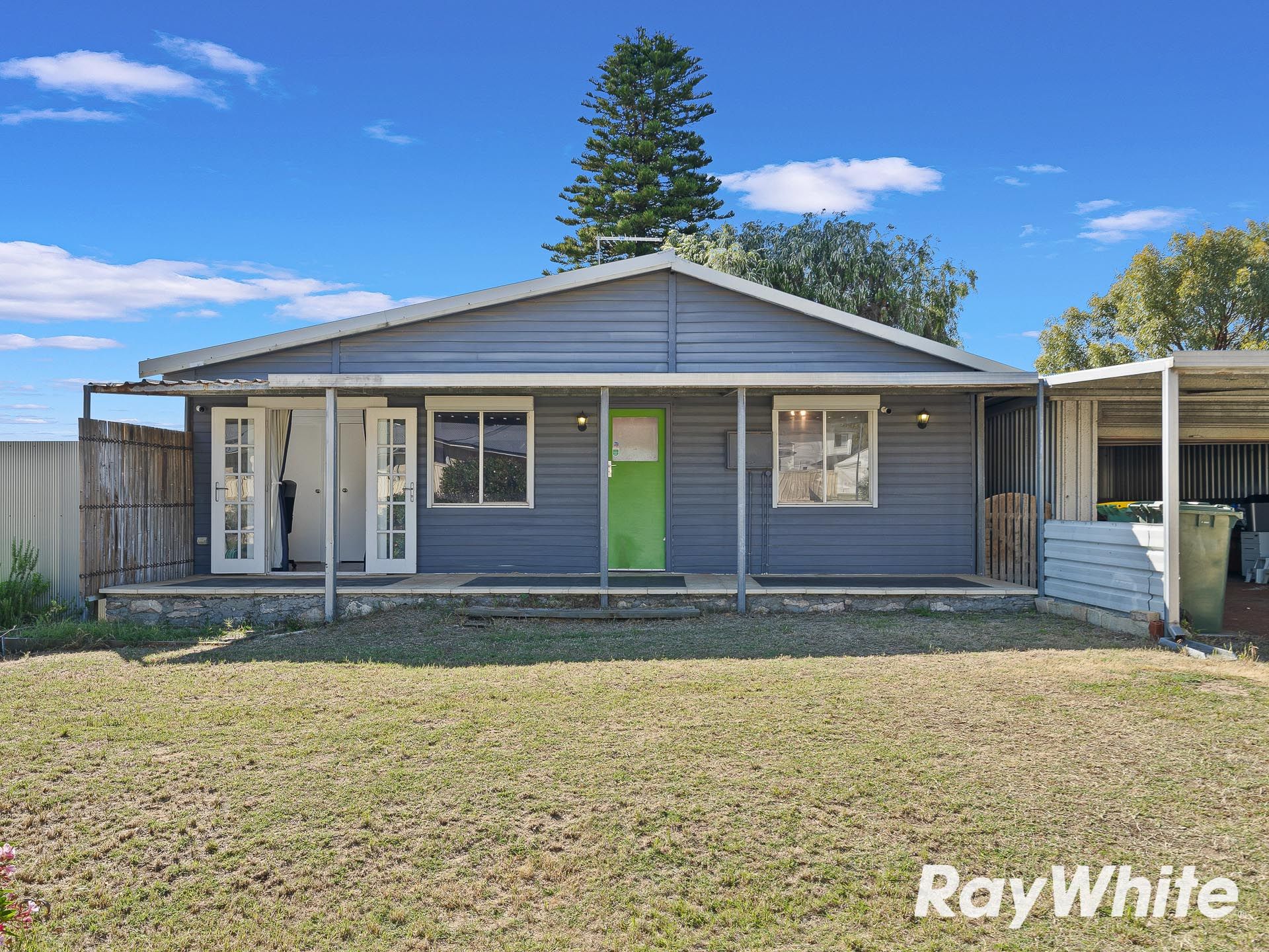 26 Madora Beach Road , Madora Bay WA 6210