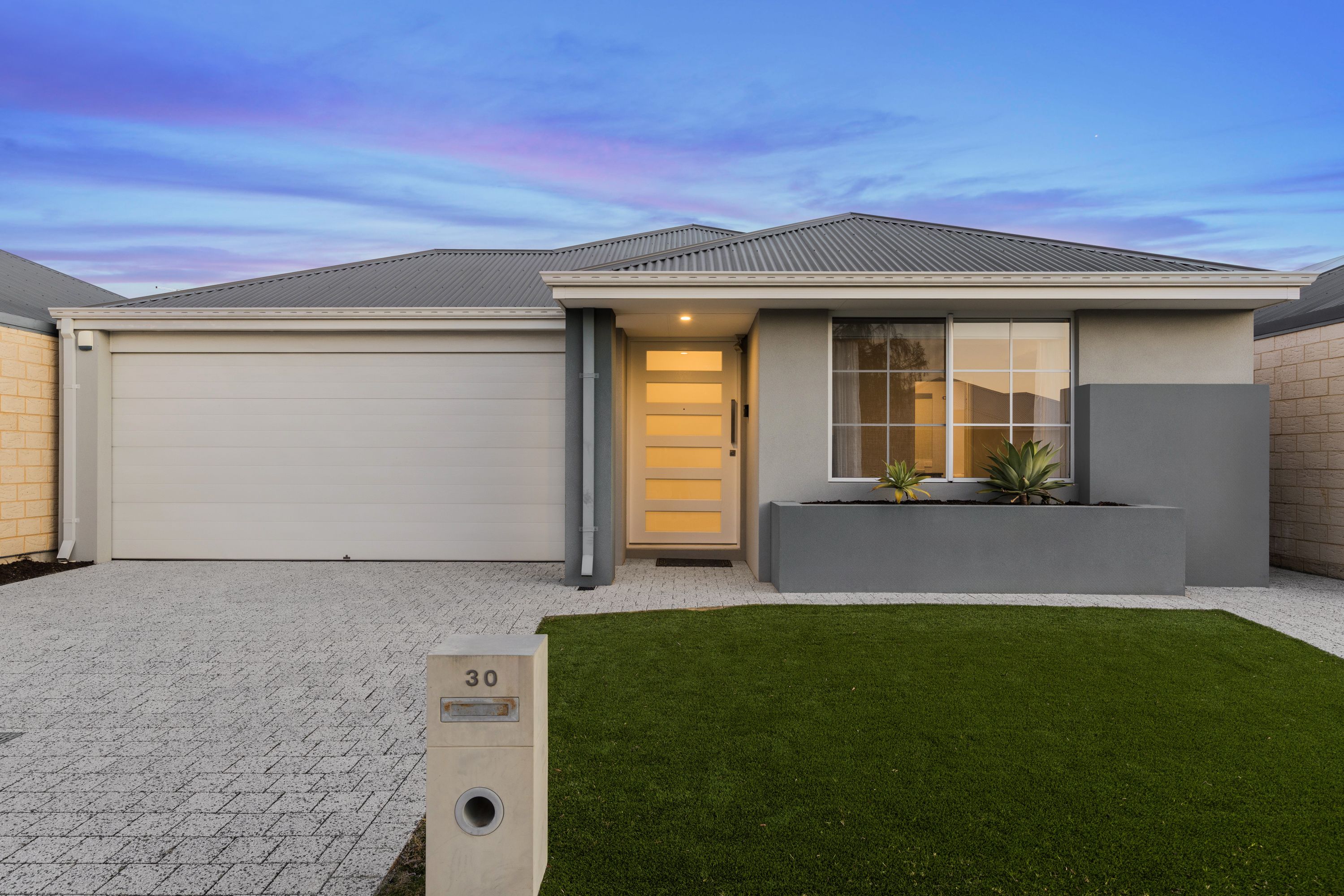 30 Ridgedale Street — photo from Ray White Armadale City