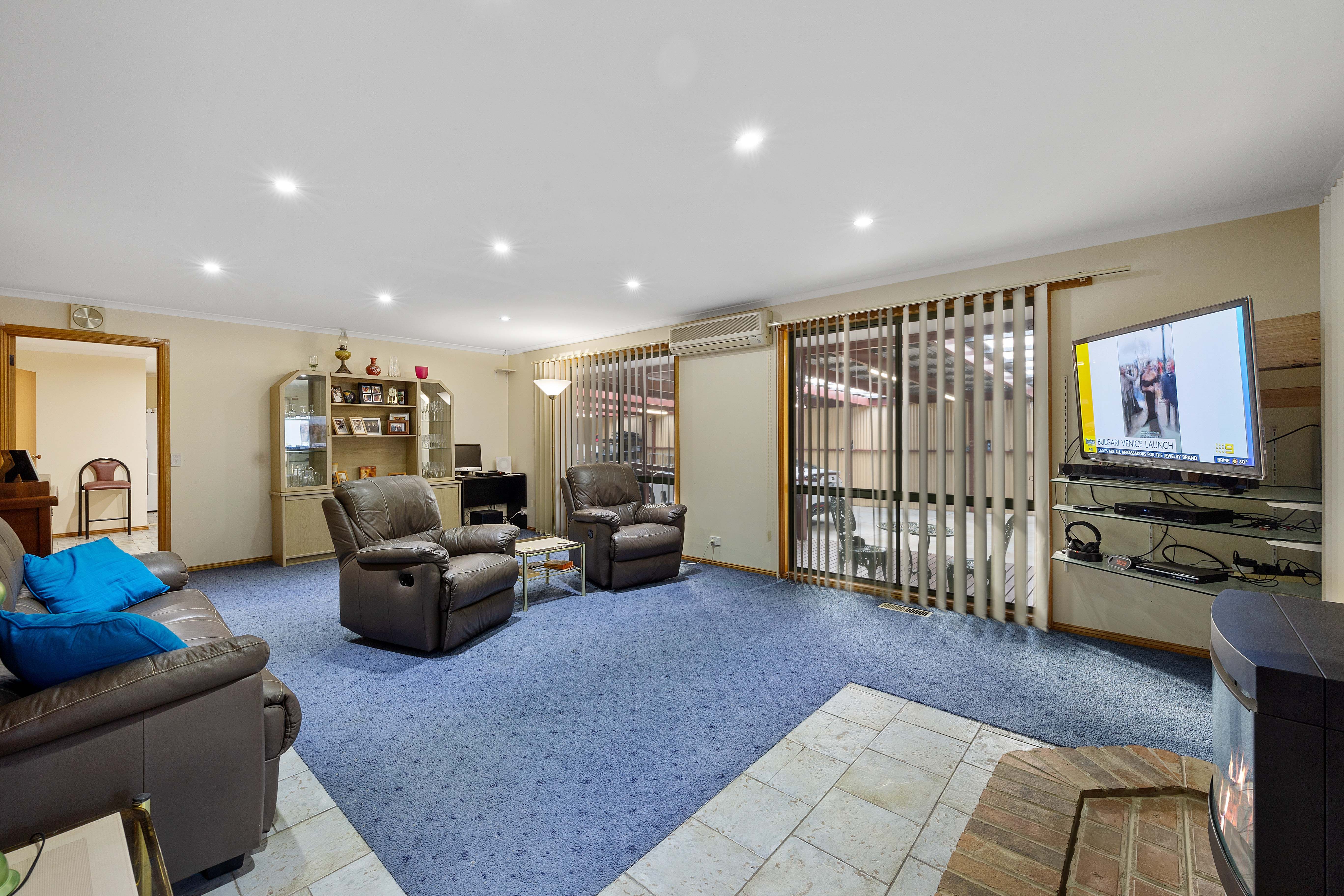 100 Hagelthorn Street — photo 4 of 14