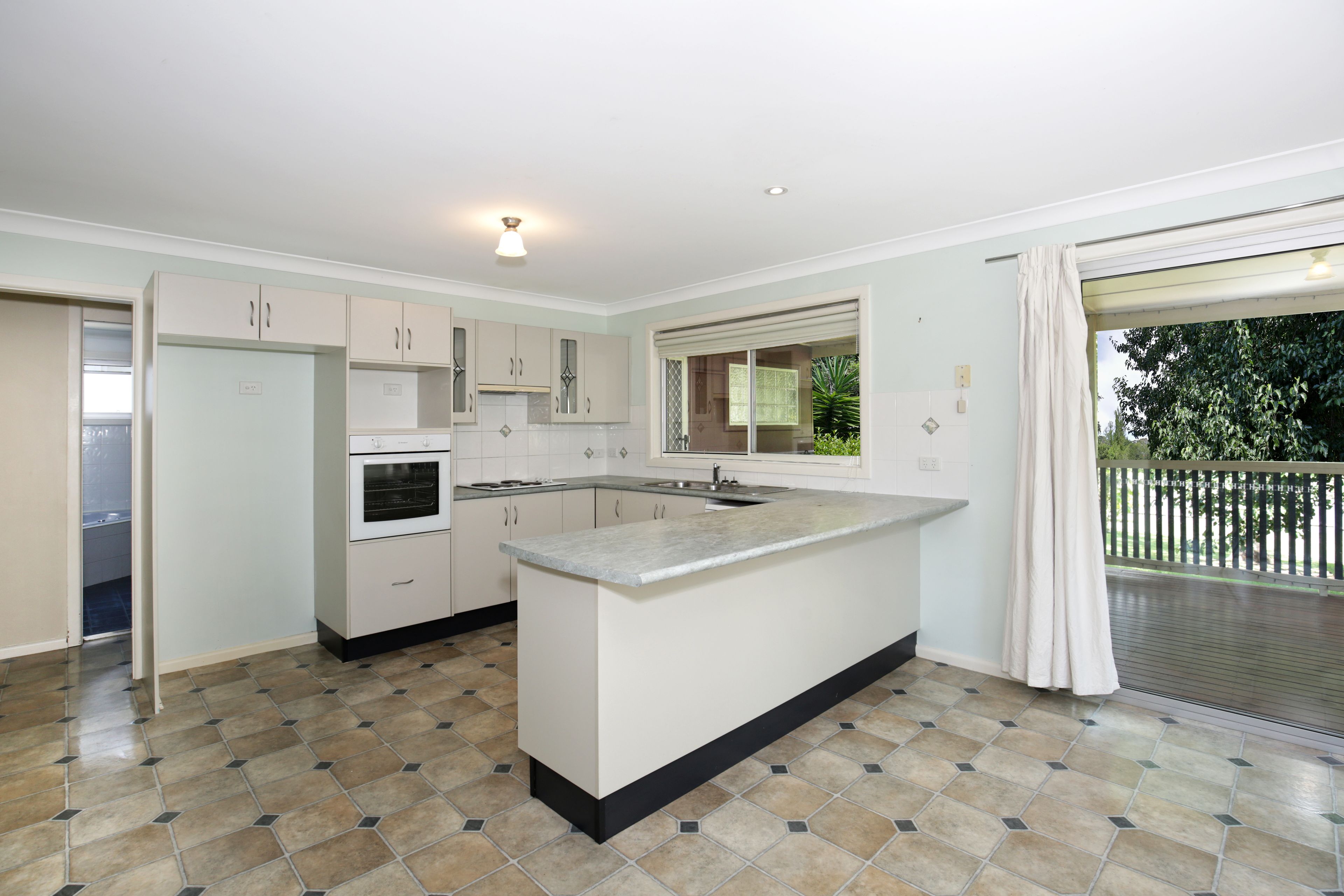 103 Wallace Street, Nowra, NSW 2541