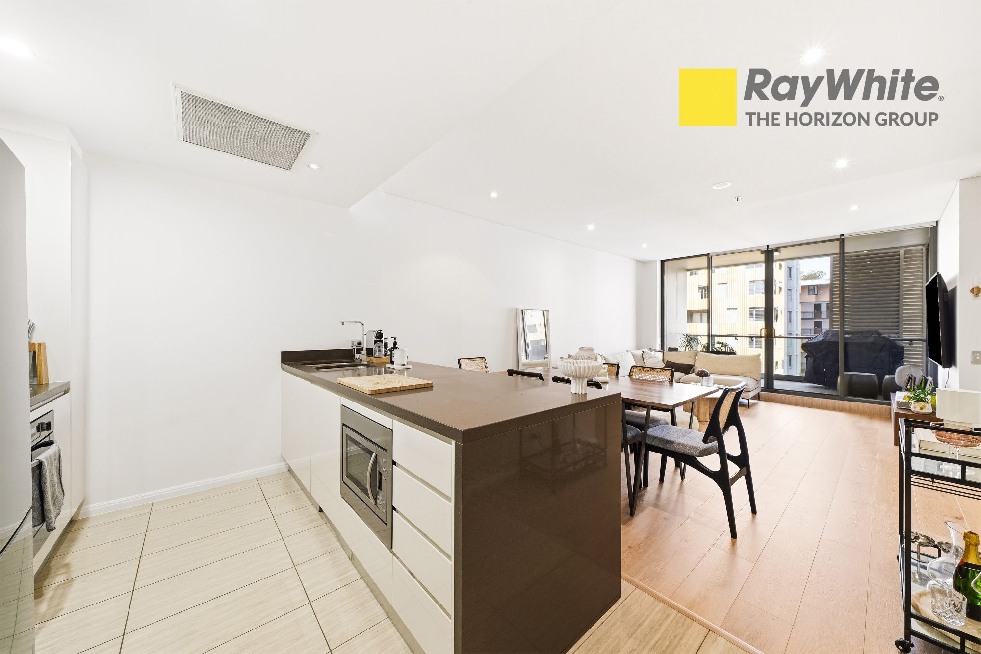 531/20 Gadigal Avenue — photo 10 of 20