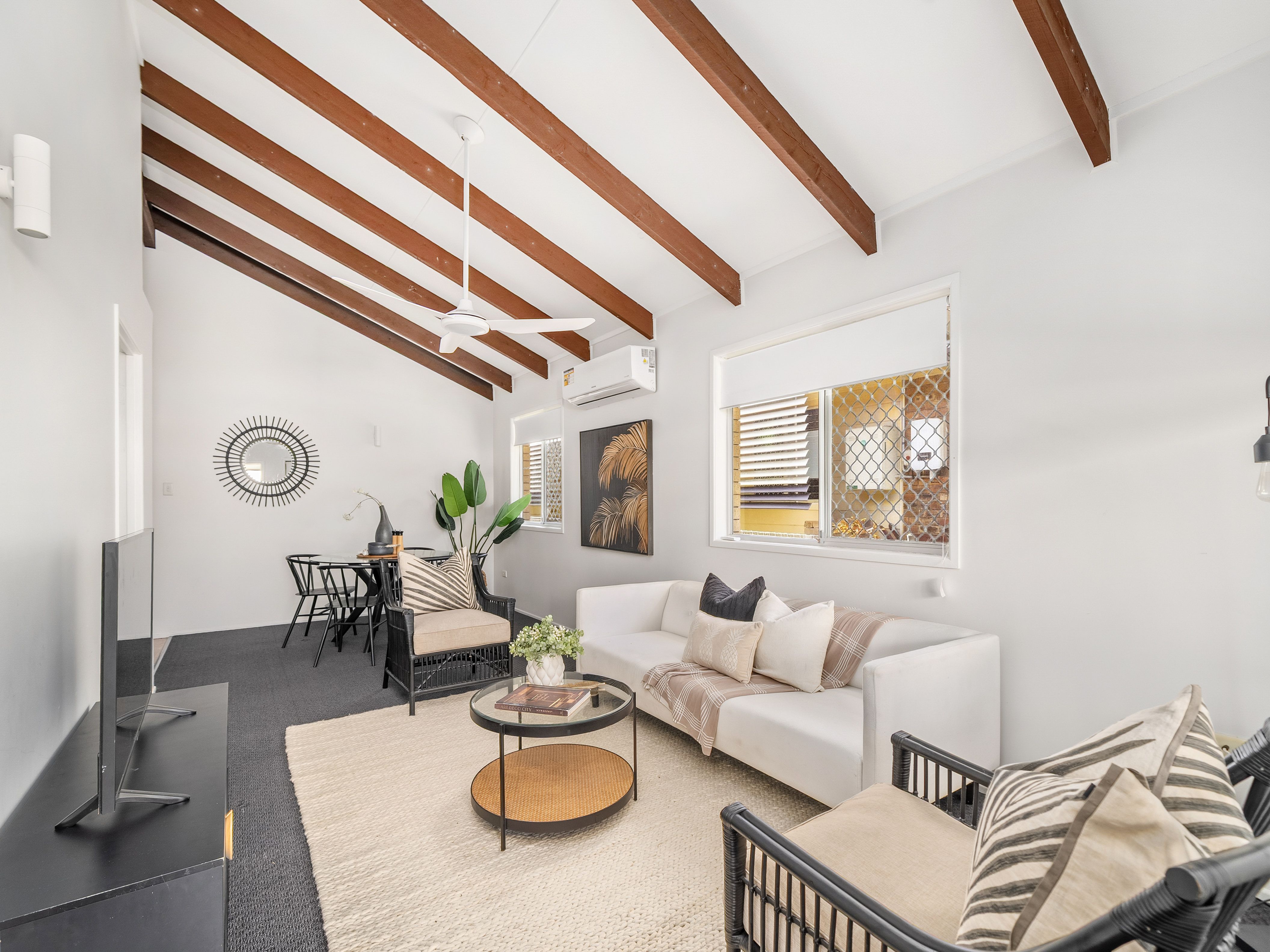 15 Mcaneny Street, Redcliffe, QLD 4020