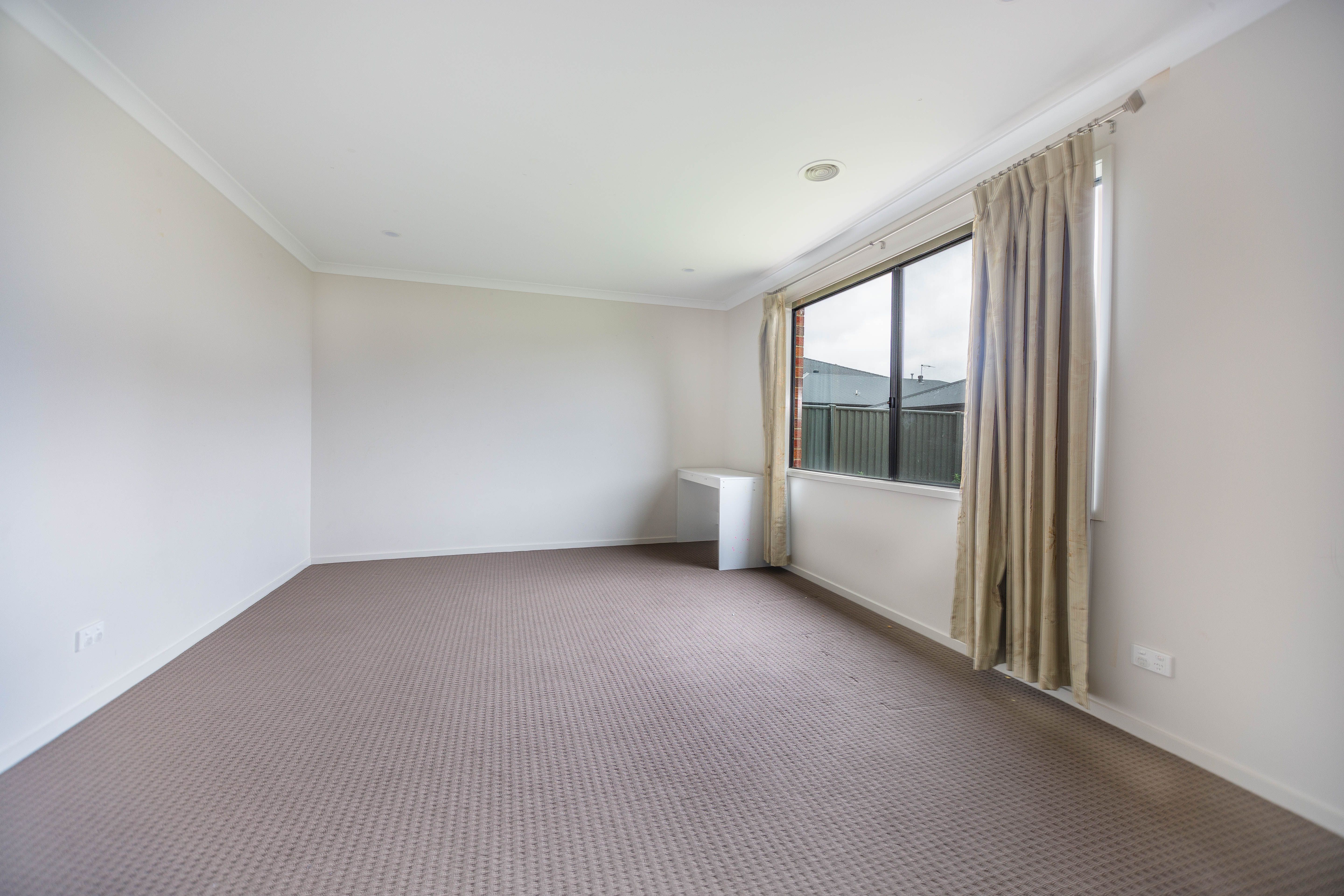 13 Ogilvie Court — photo 8 of 13