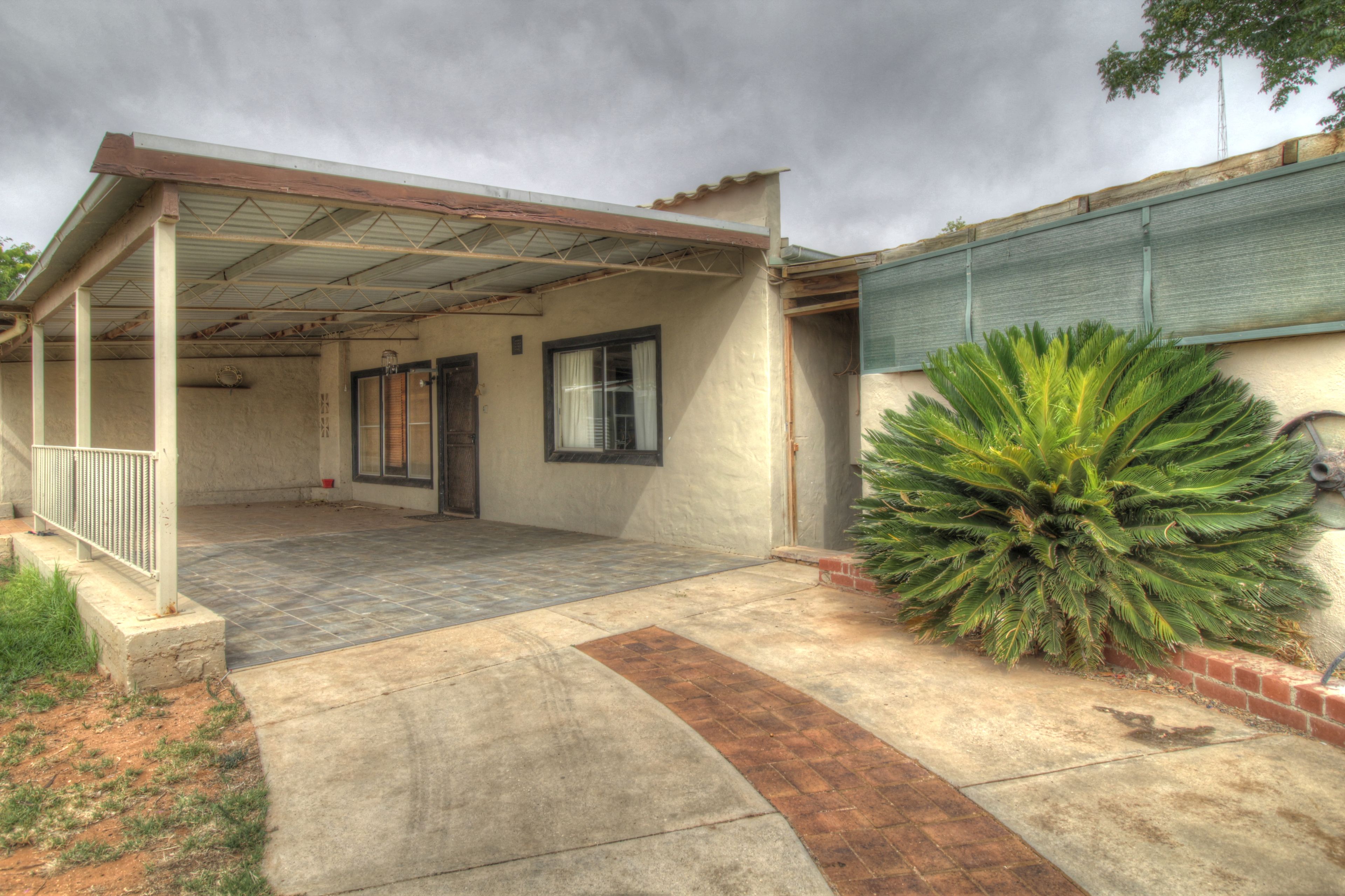 16 Nalara Avenue, Loxton, SA 5333