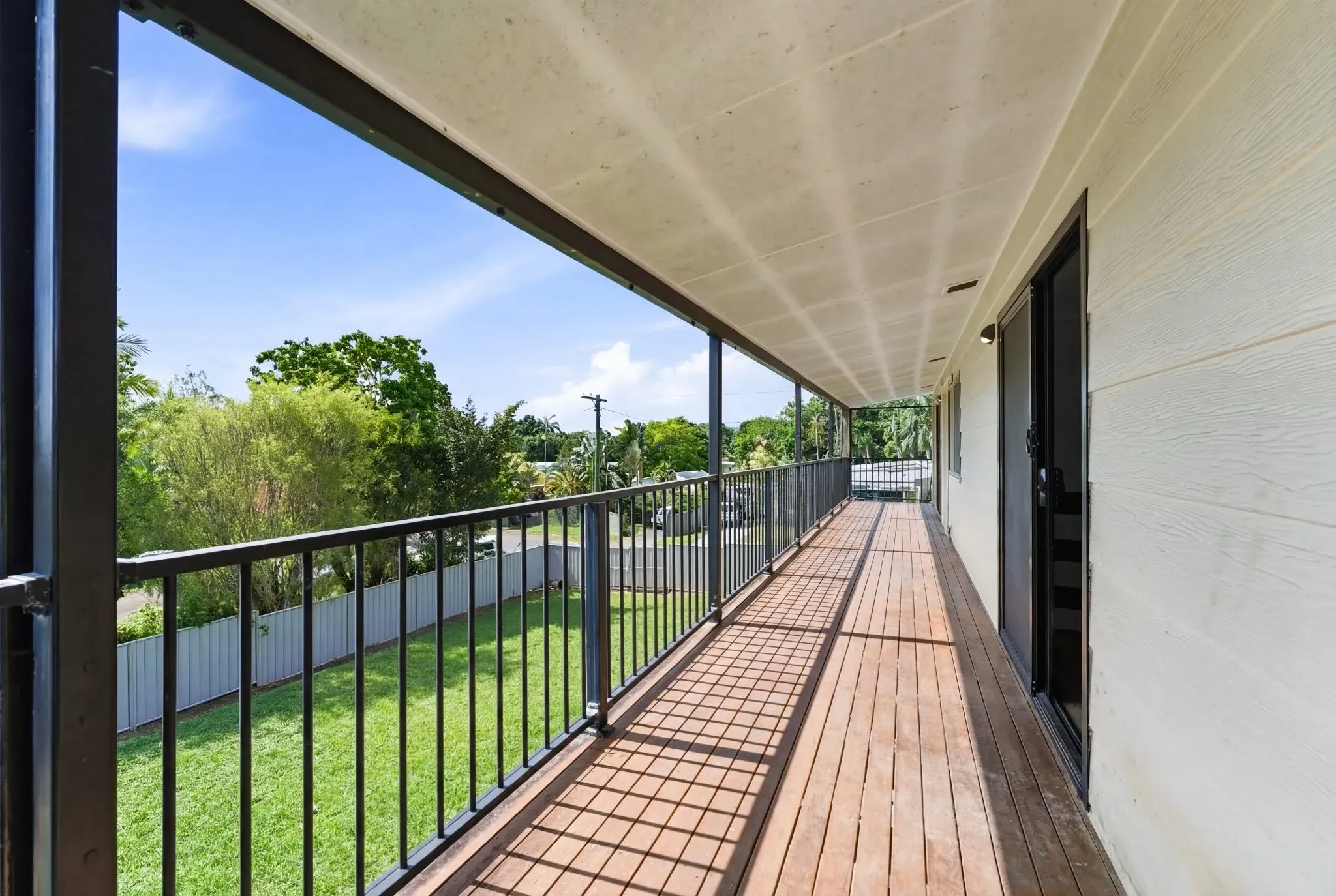 6 Helen Close — photo 13 of 20
