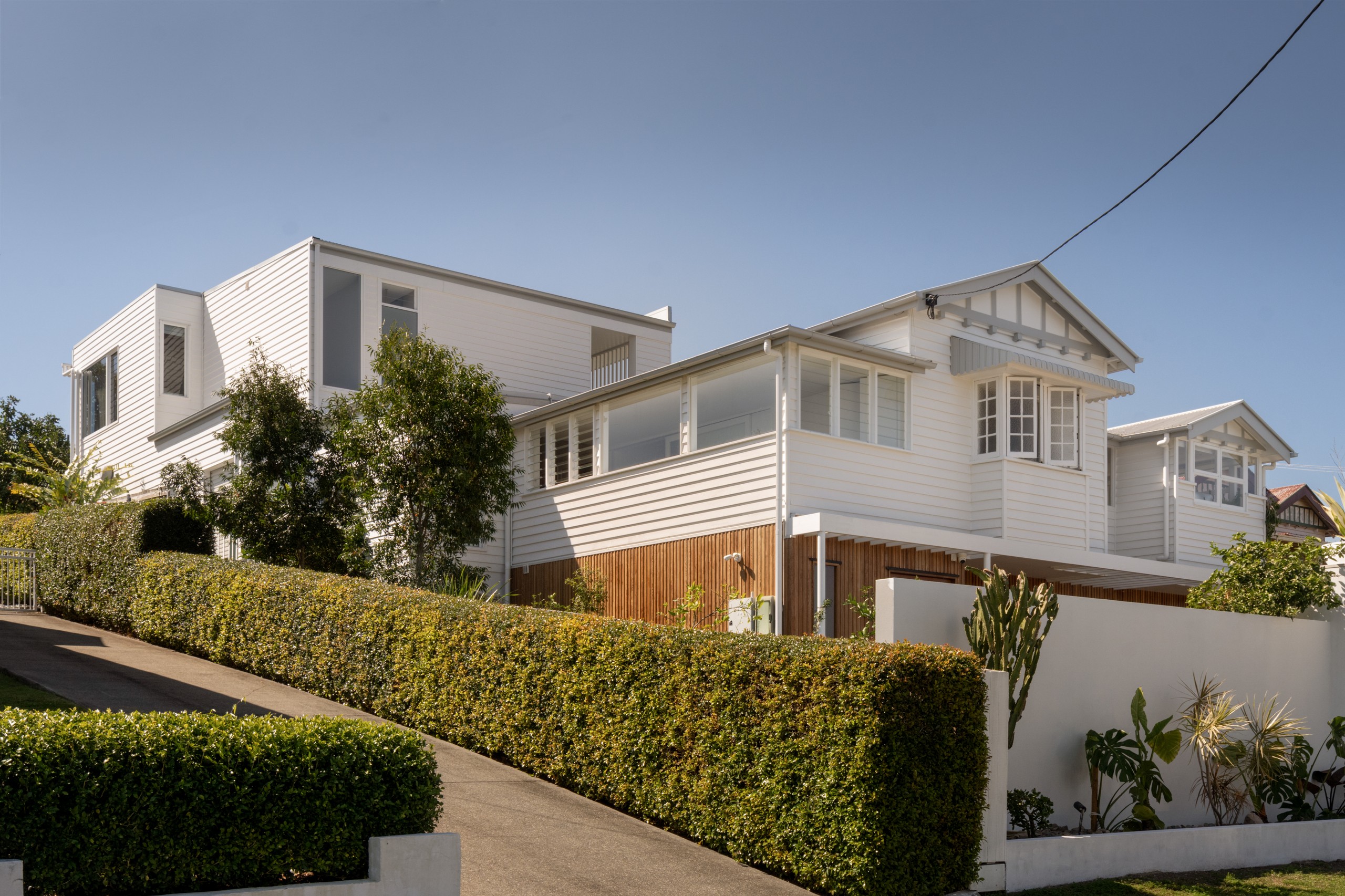 16 Daly Street, Camp Hill, QLD 4152