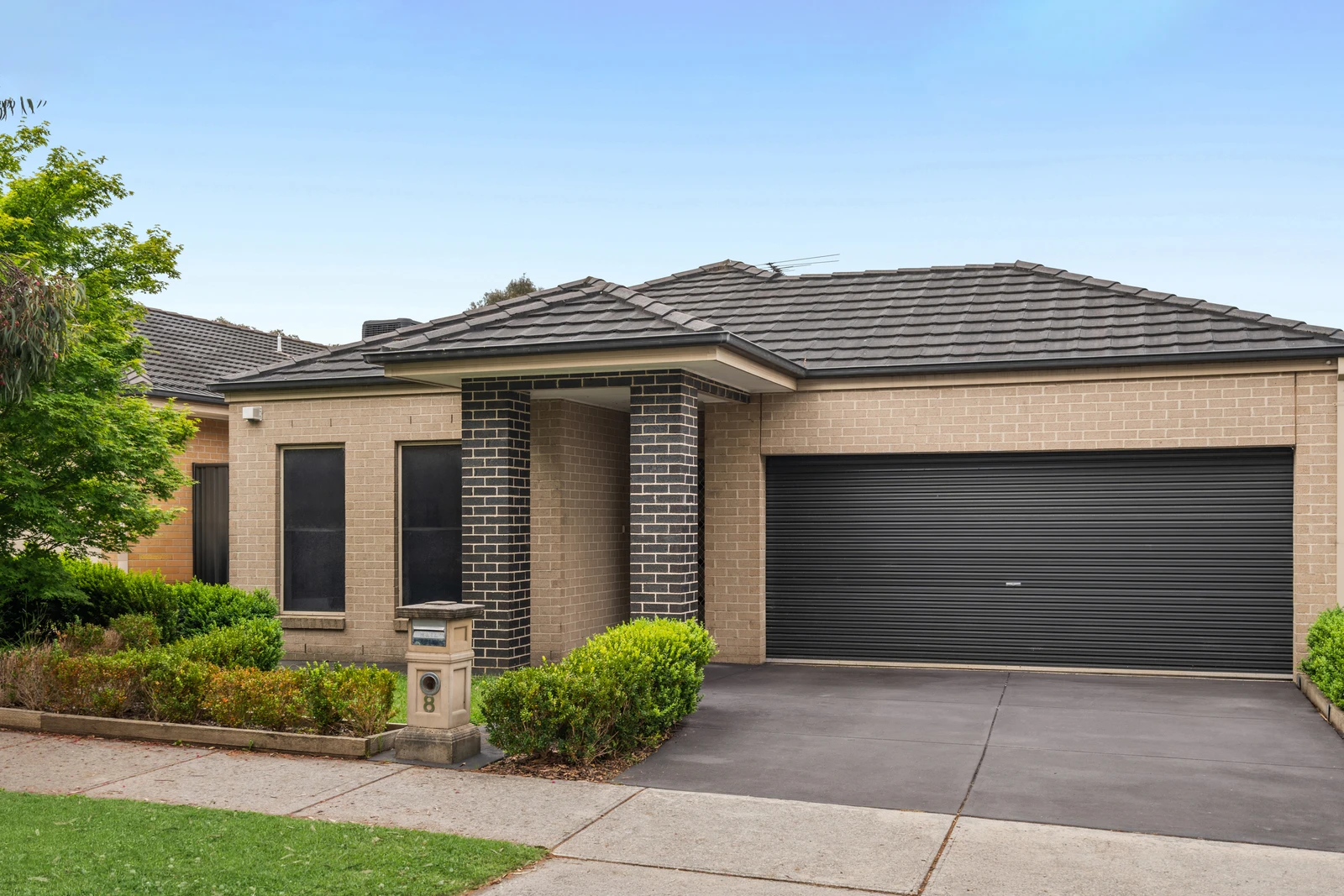 8 Sabel Drive, Cranbourne North, VIC 3977