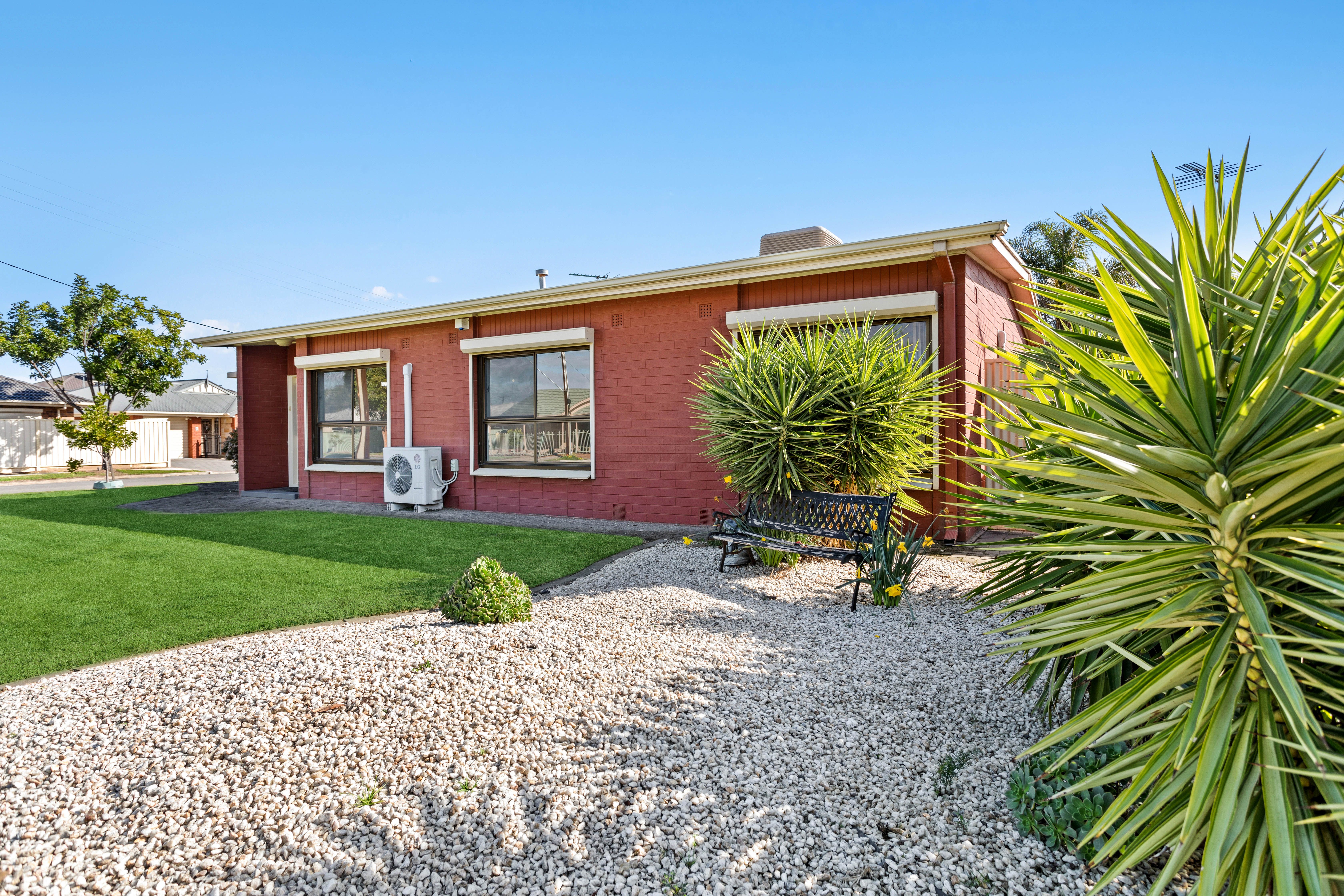 25 Riverina Street, Largs North, SA 5016