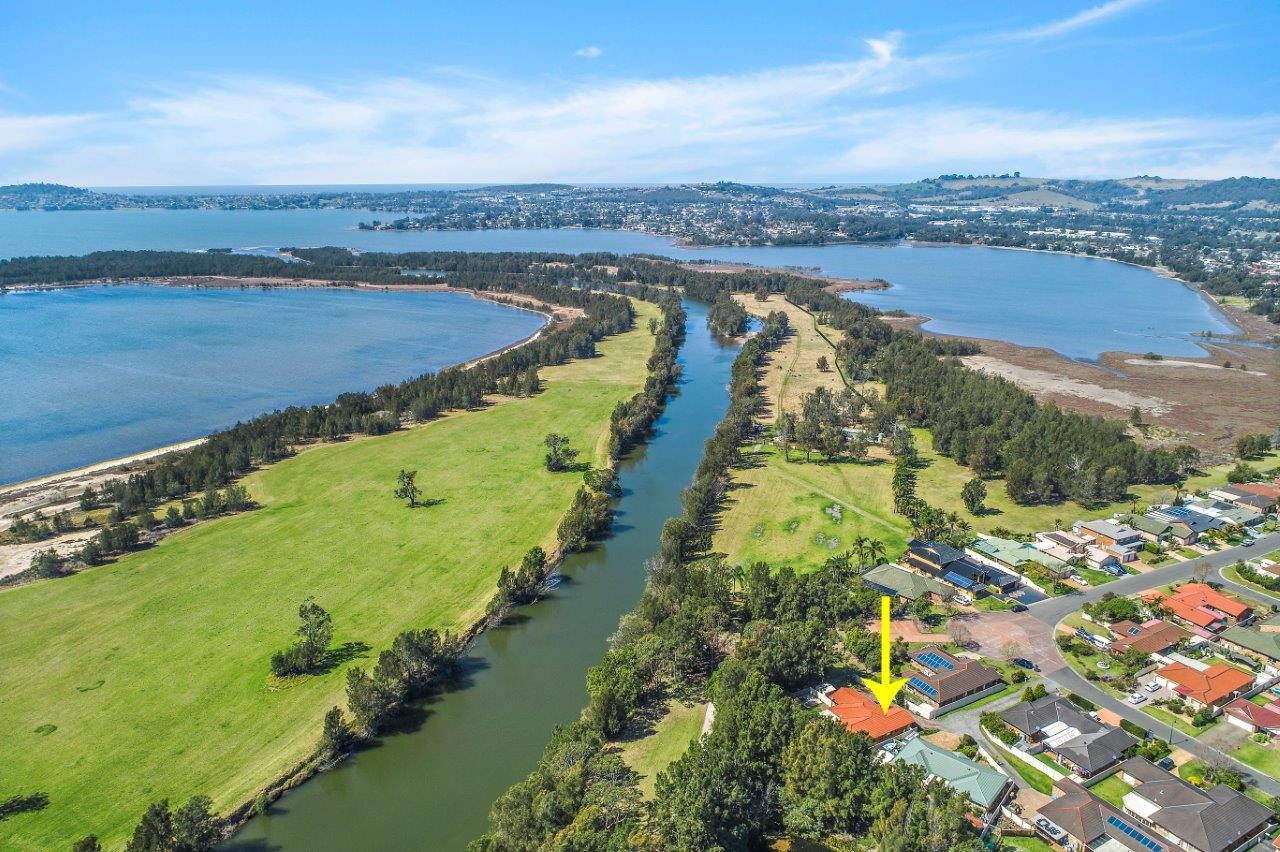 4 Spoonbill Place, Albion Park Rail, NSW 2527
