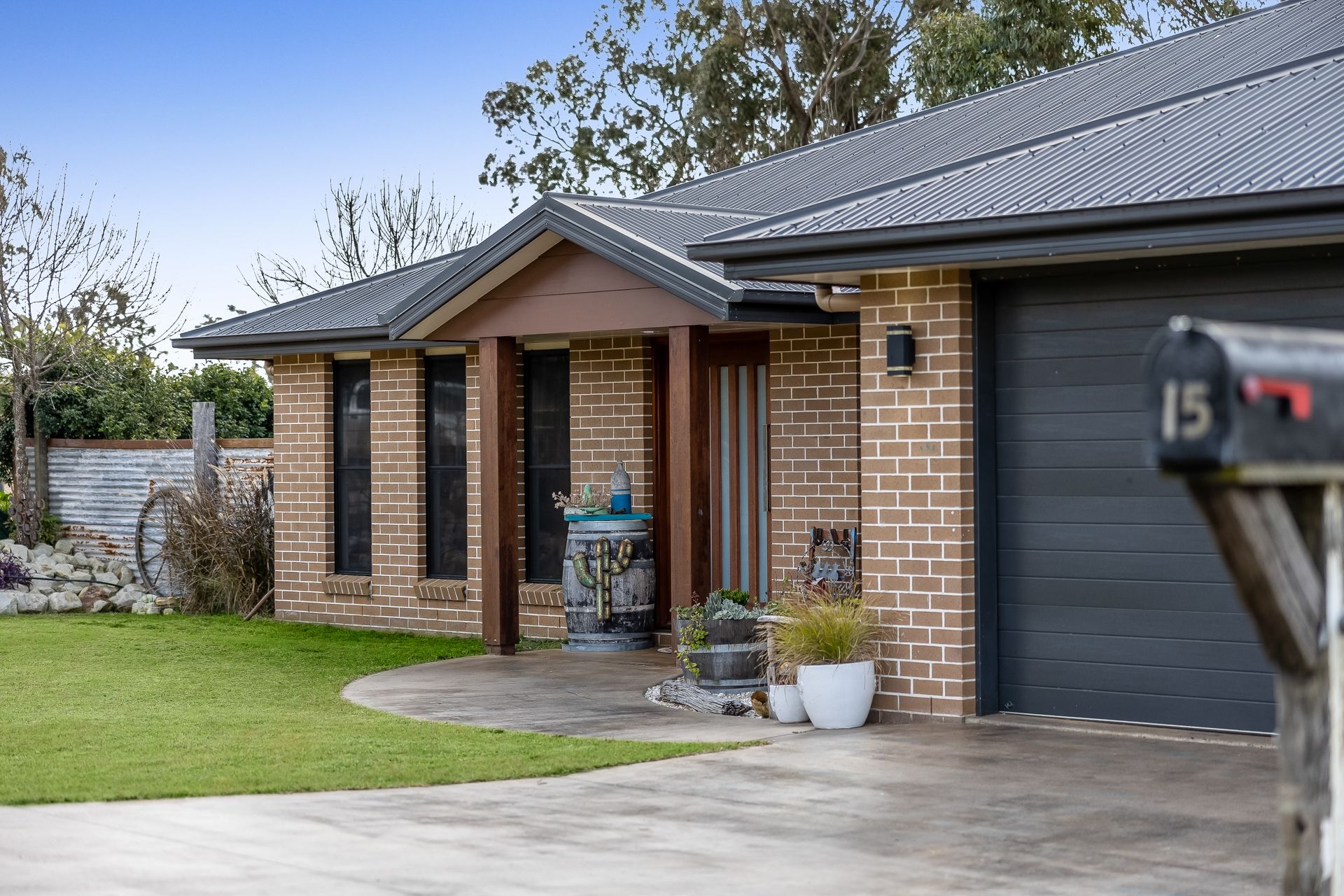 15 Kookaburra Court, Meringandan West, QLD 4352