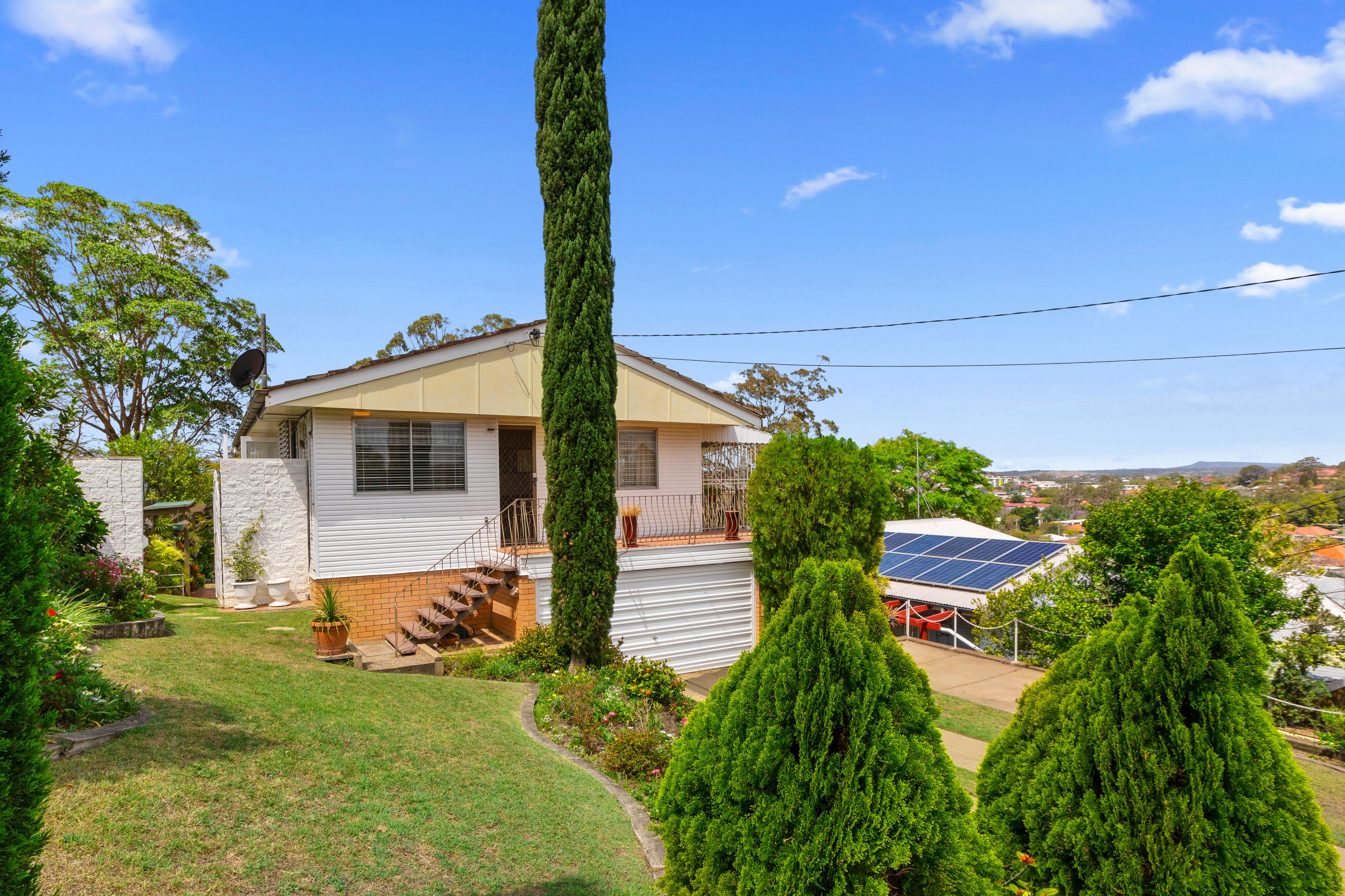 17 Hoya Street, Holland Park West QLD 4121