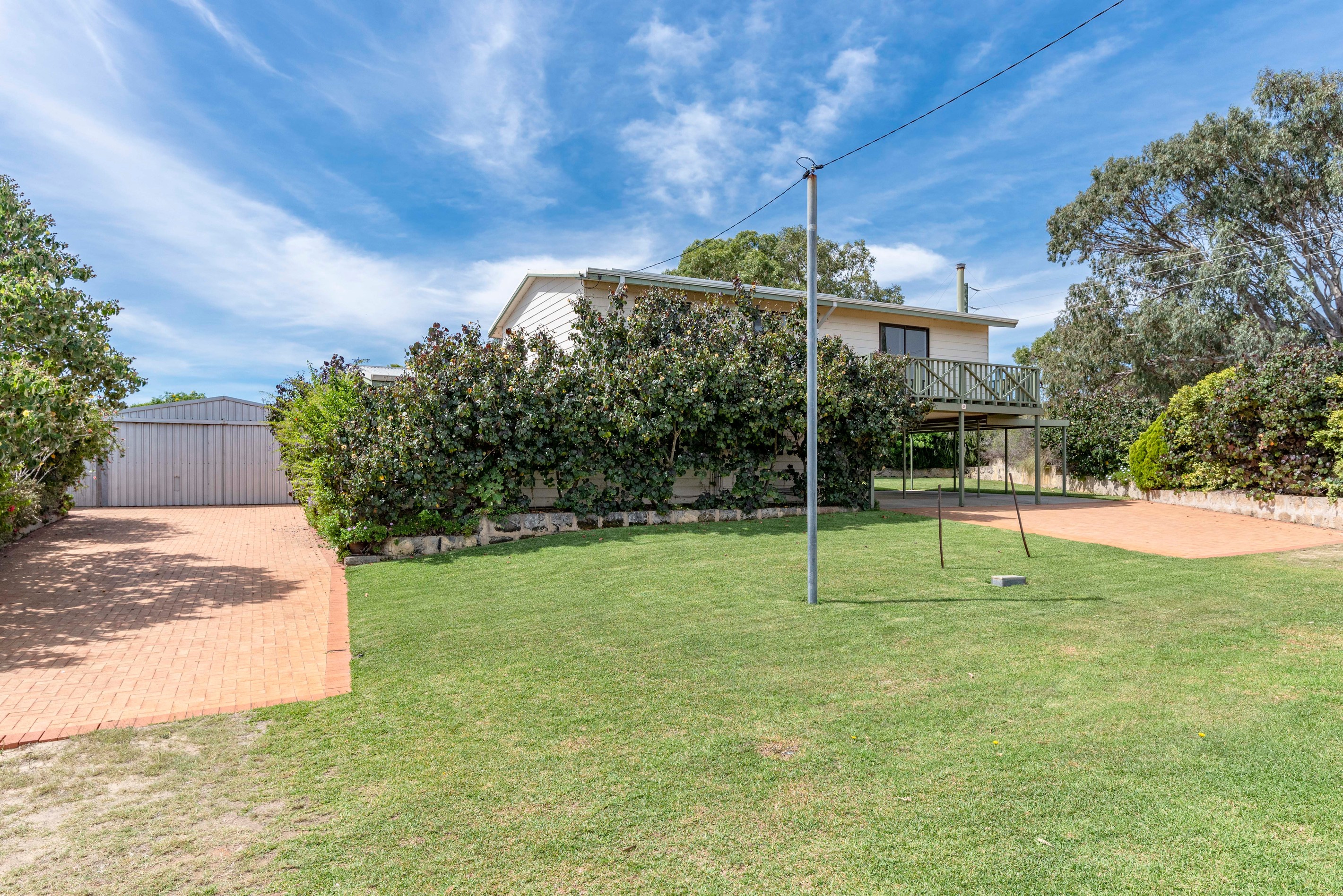 23 Walebing Way, Guilderton, WA 6041