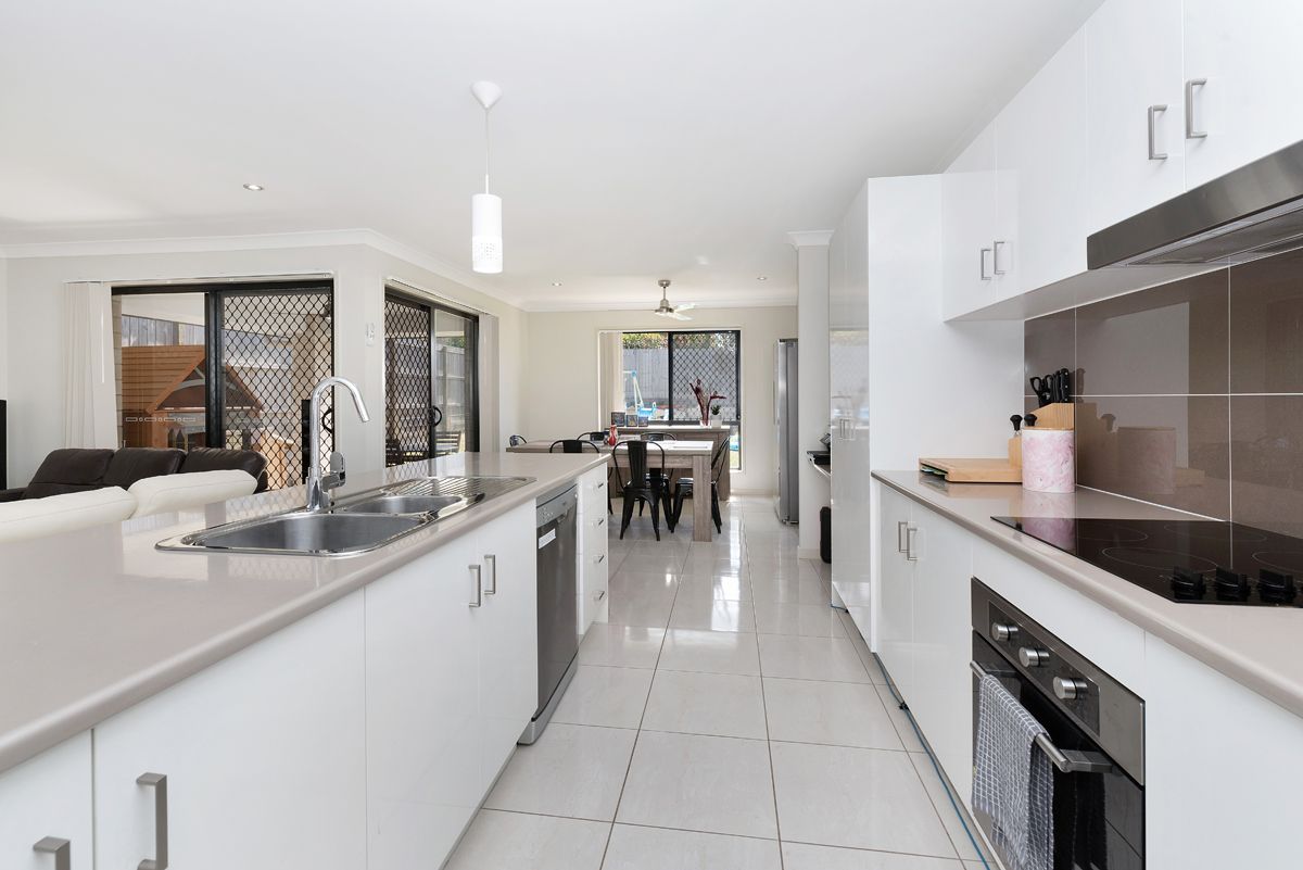 16 Tallwoods Circuit, Yarrabilba, QLD 4207