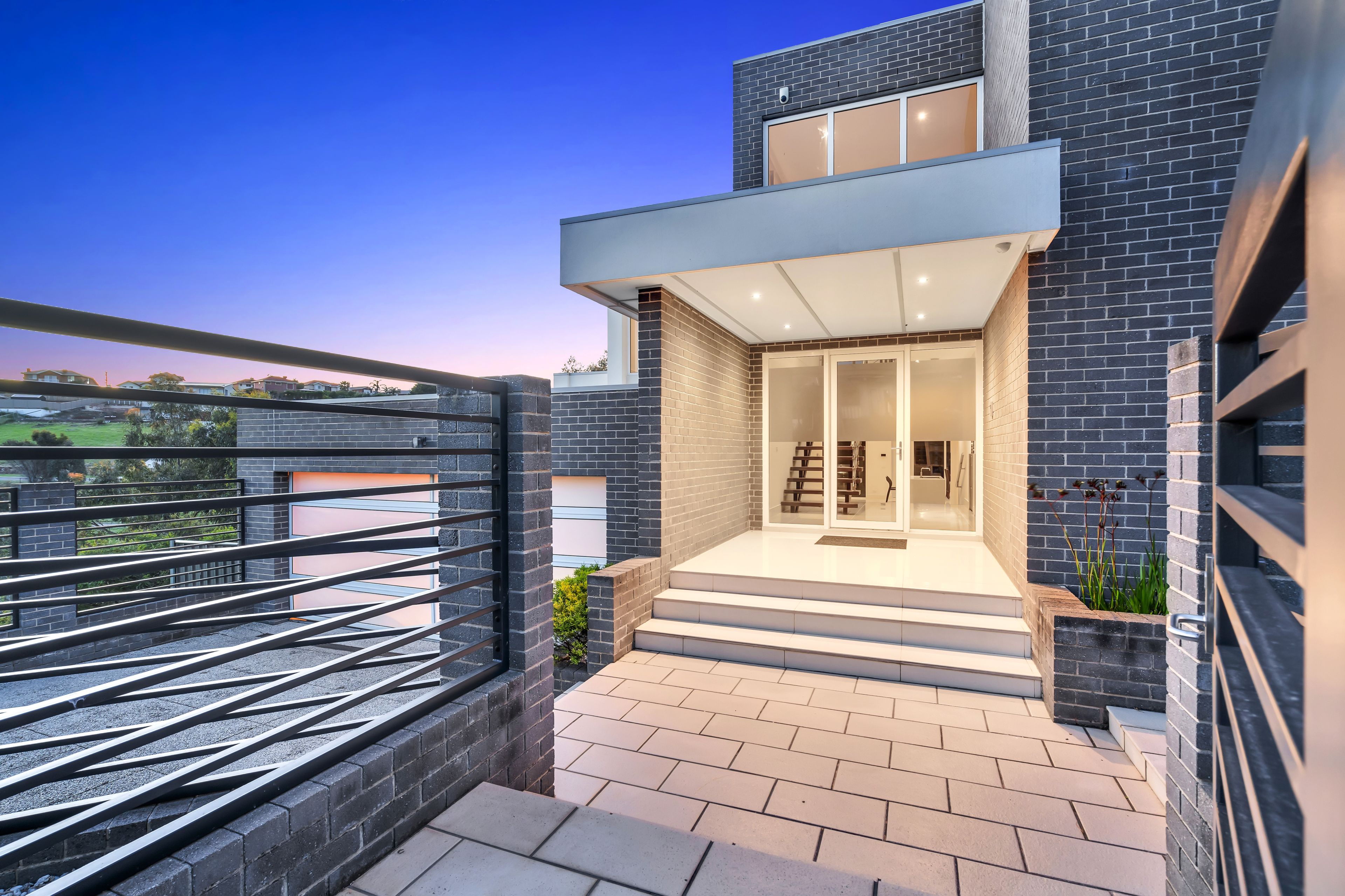 53 Clare Boulevard, Greenvale, VIC 3059