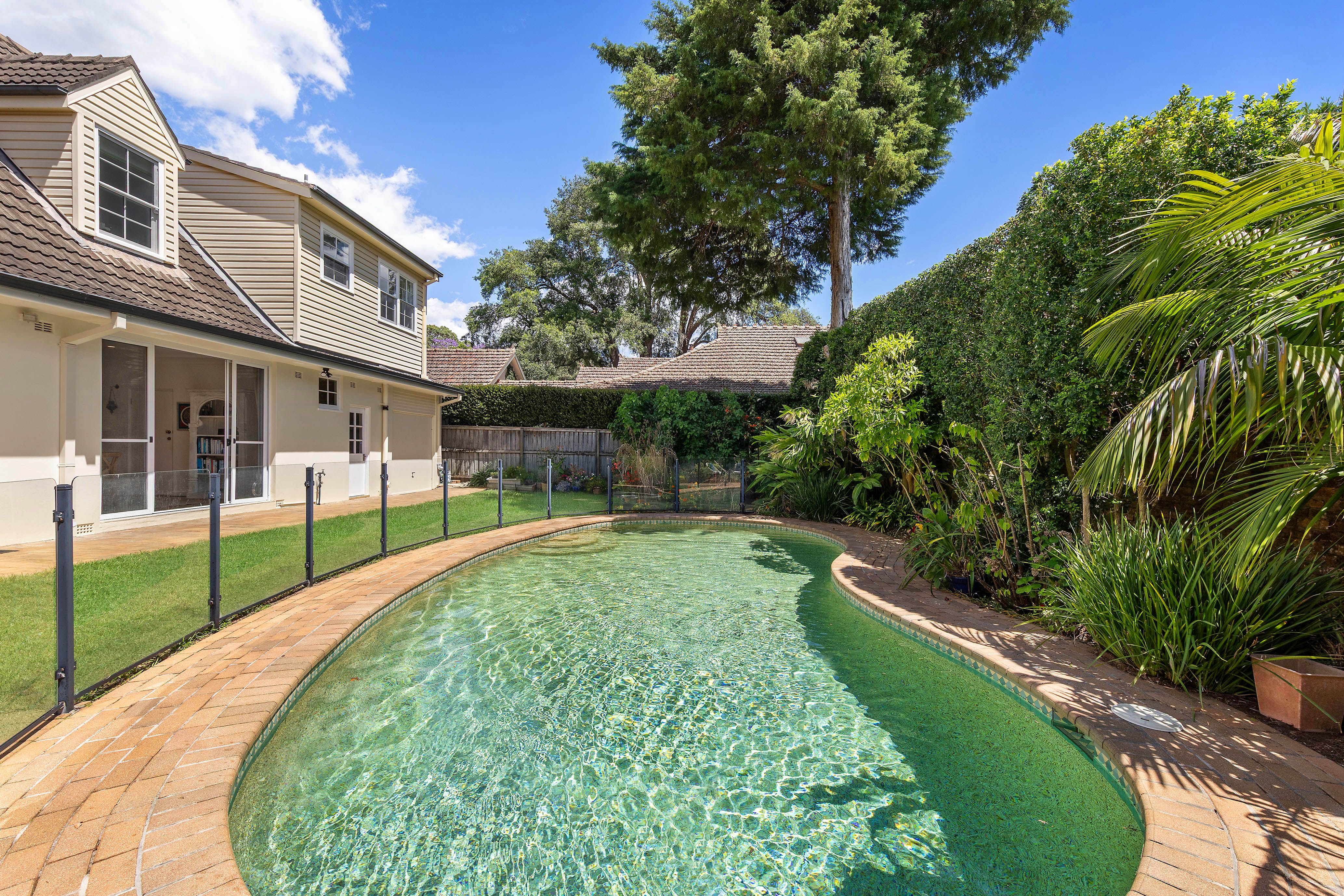 20 Braeside Street — photo 8 of 15