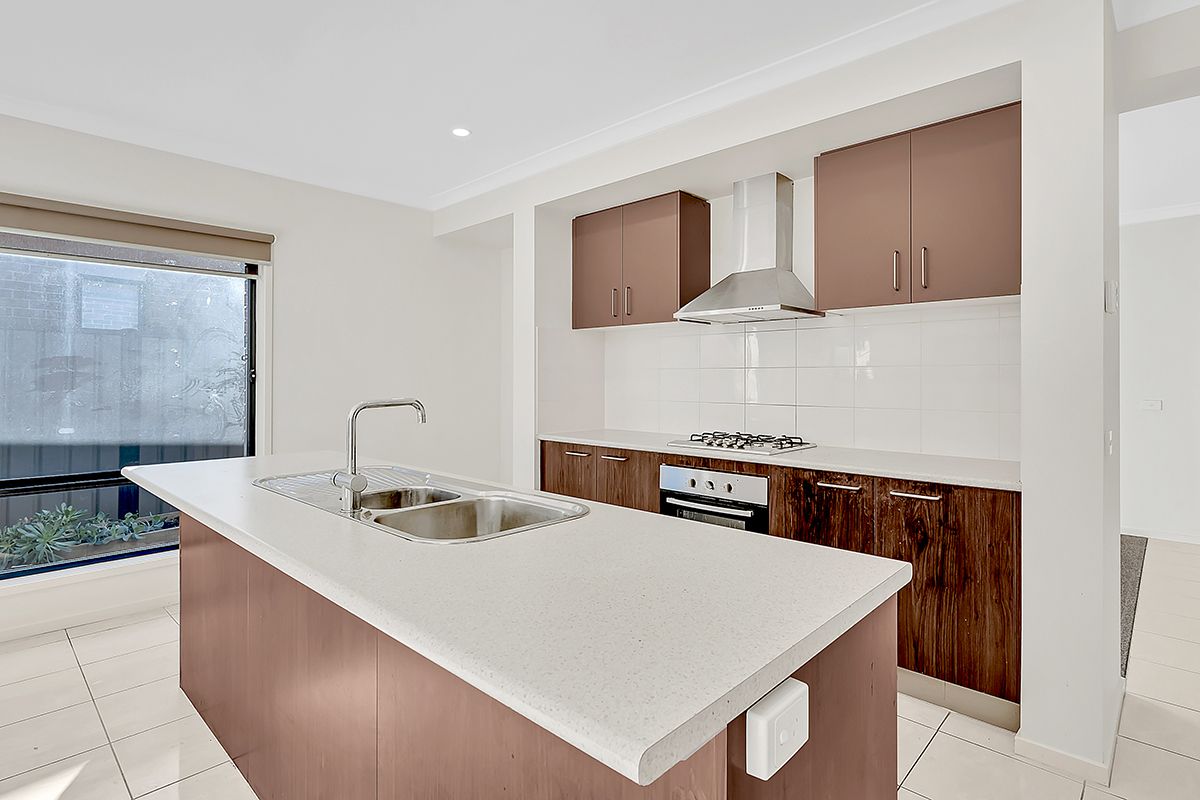 89 Huntington Drive, Craigieburn, VIC 3064