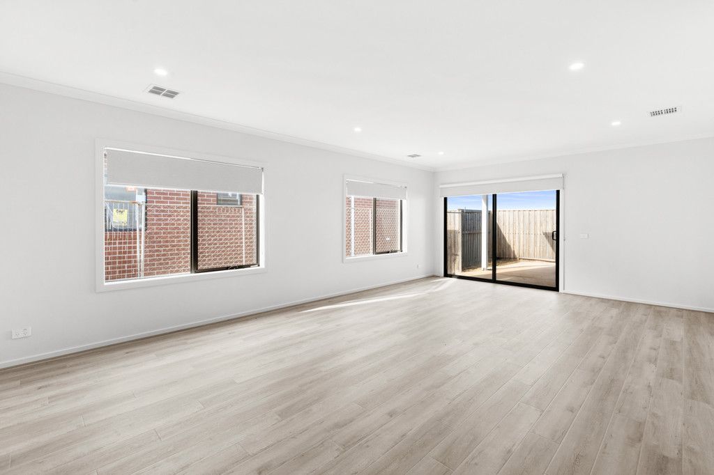 3 Granville Street, MANOR LAKES, VIC 3024