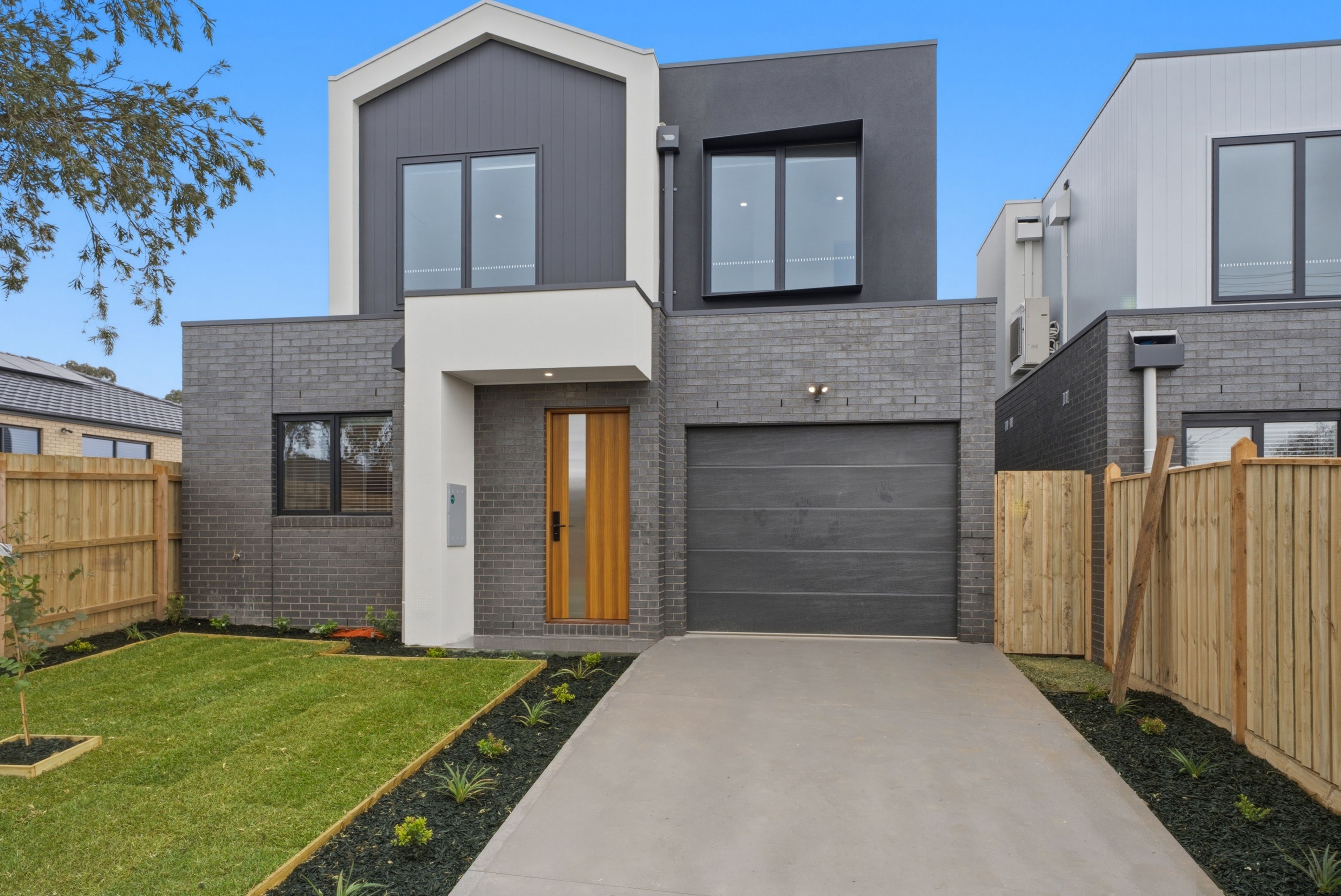 12 Bona Vista Road — photo from Ray White Wantirna