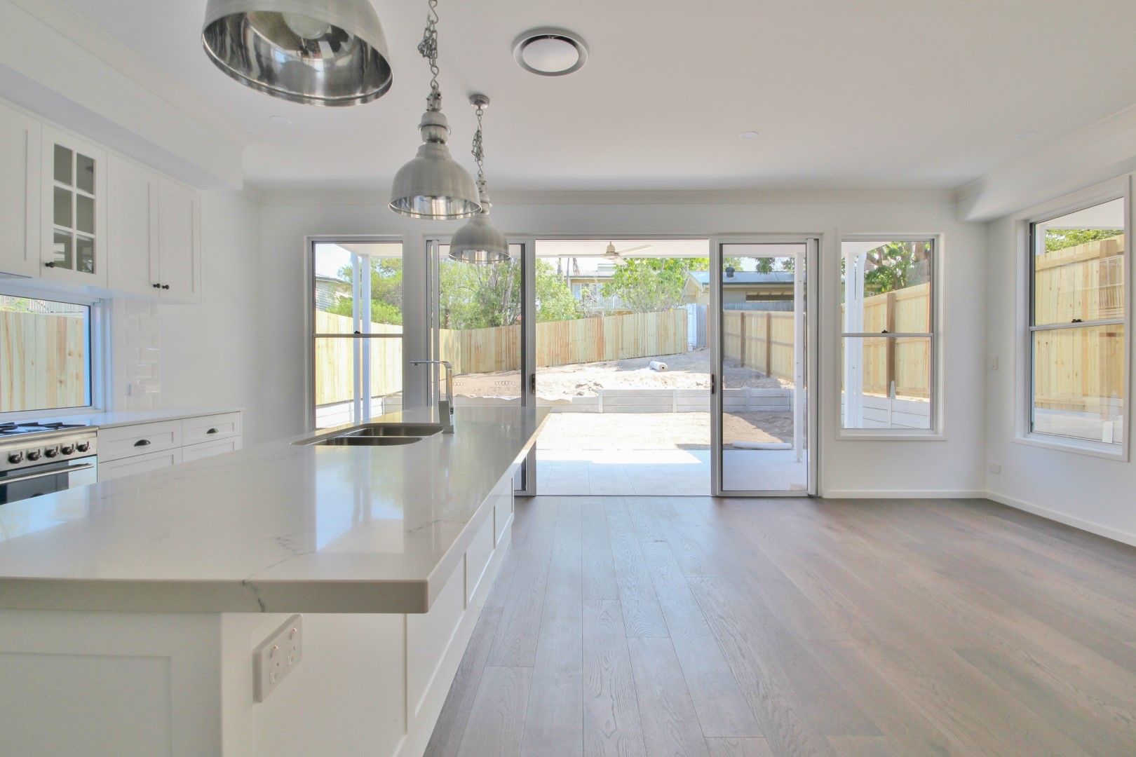 261 Chatsworth Road, Coorparoo, QLD 4151