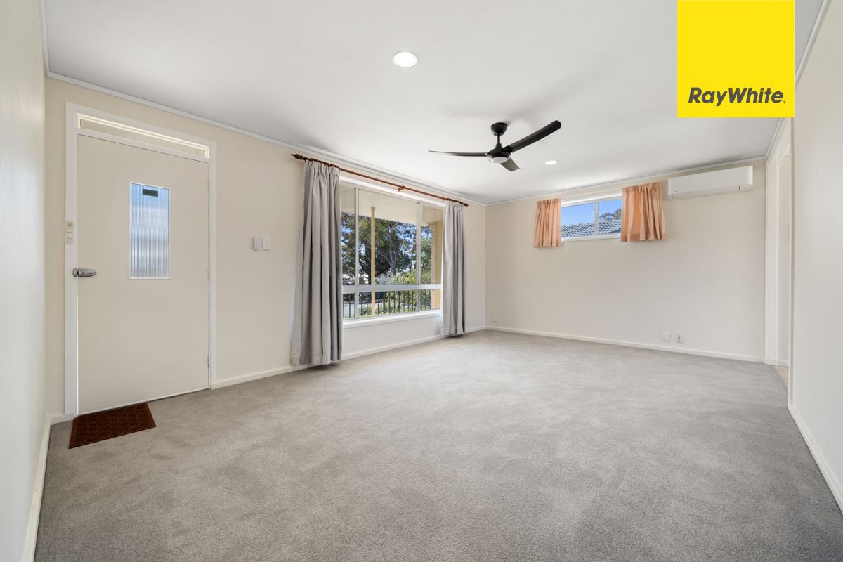 23 Luehmann Street — photo 3 of 17