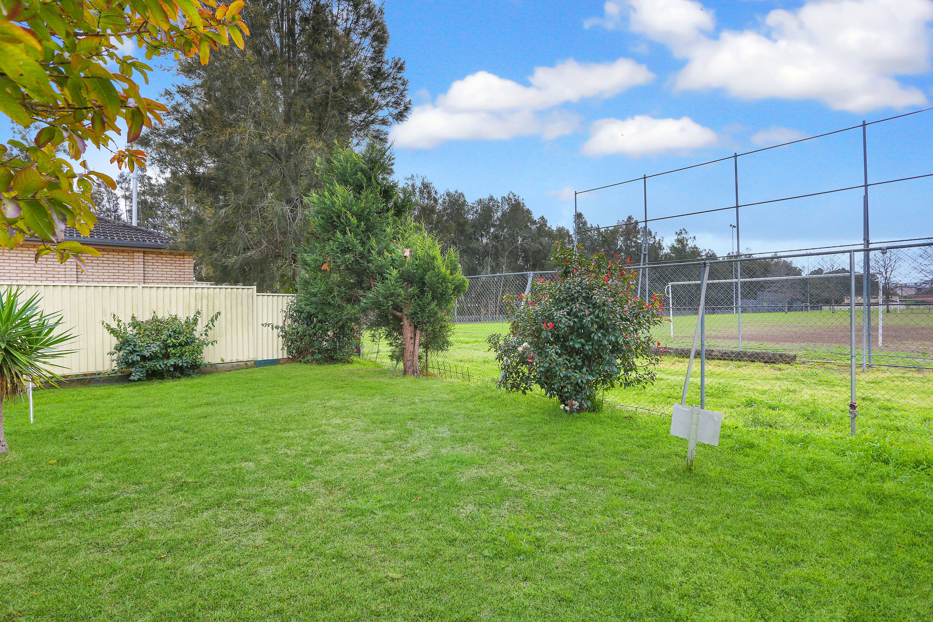 31 Portia Road — photo 10 of 11