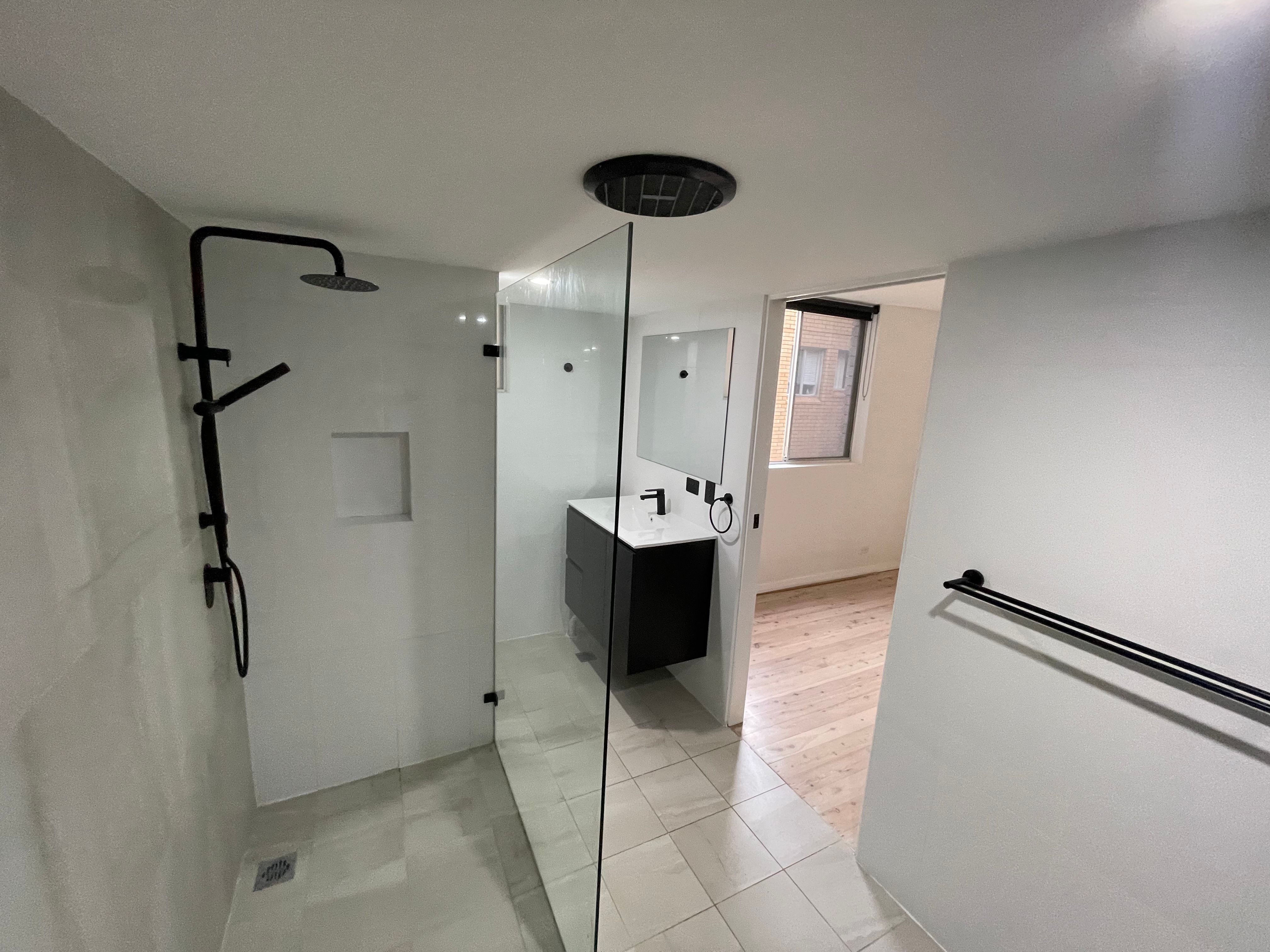 2/189 Gipps Road, Keiraville, NSW 2500