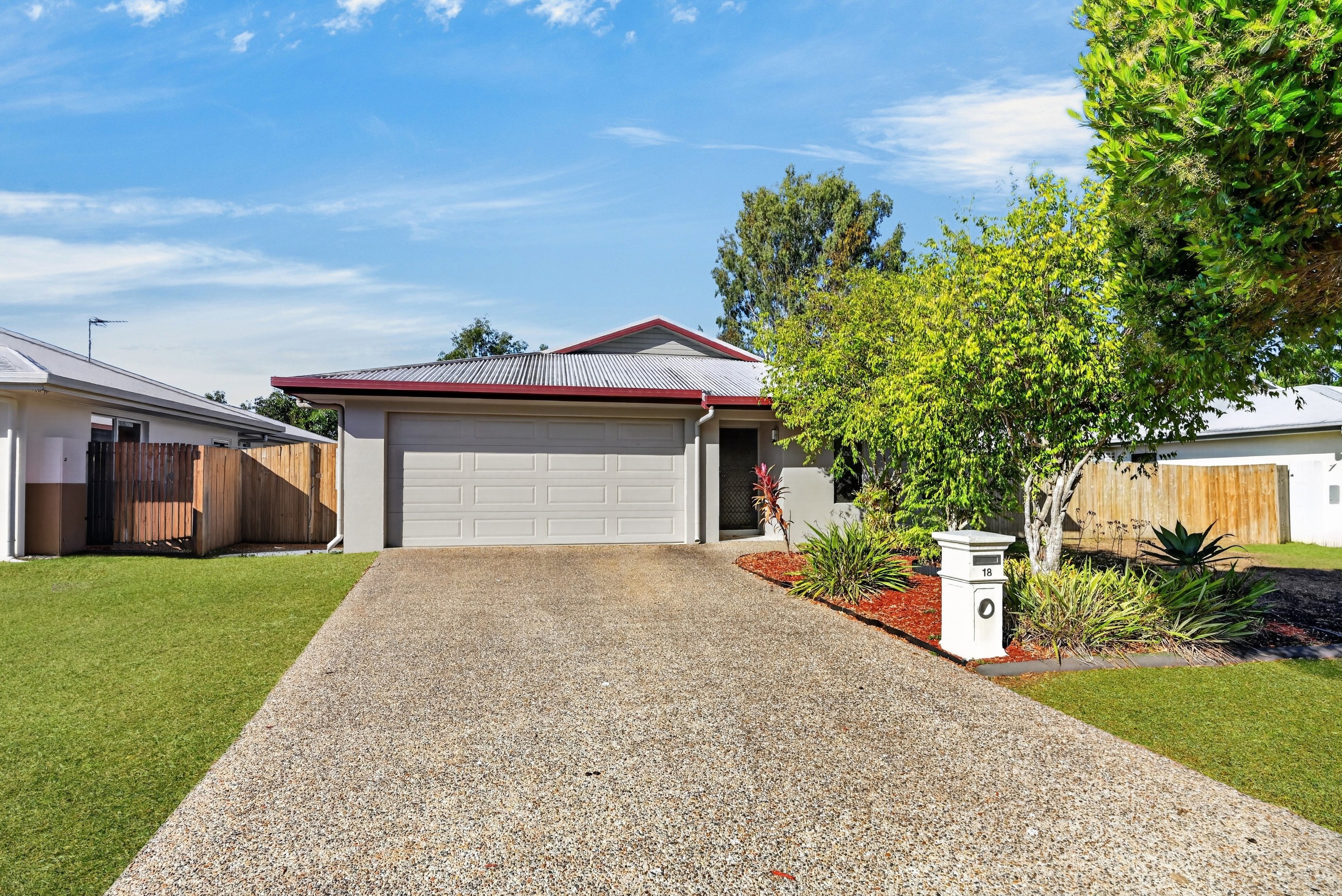 18 Kirrama Court, Bushland Beach, QLD 4818