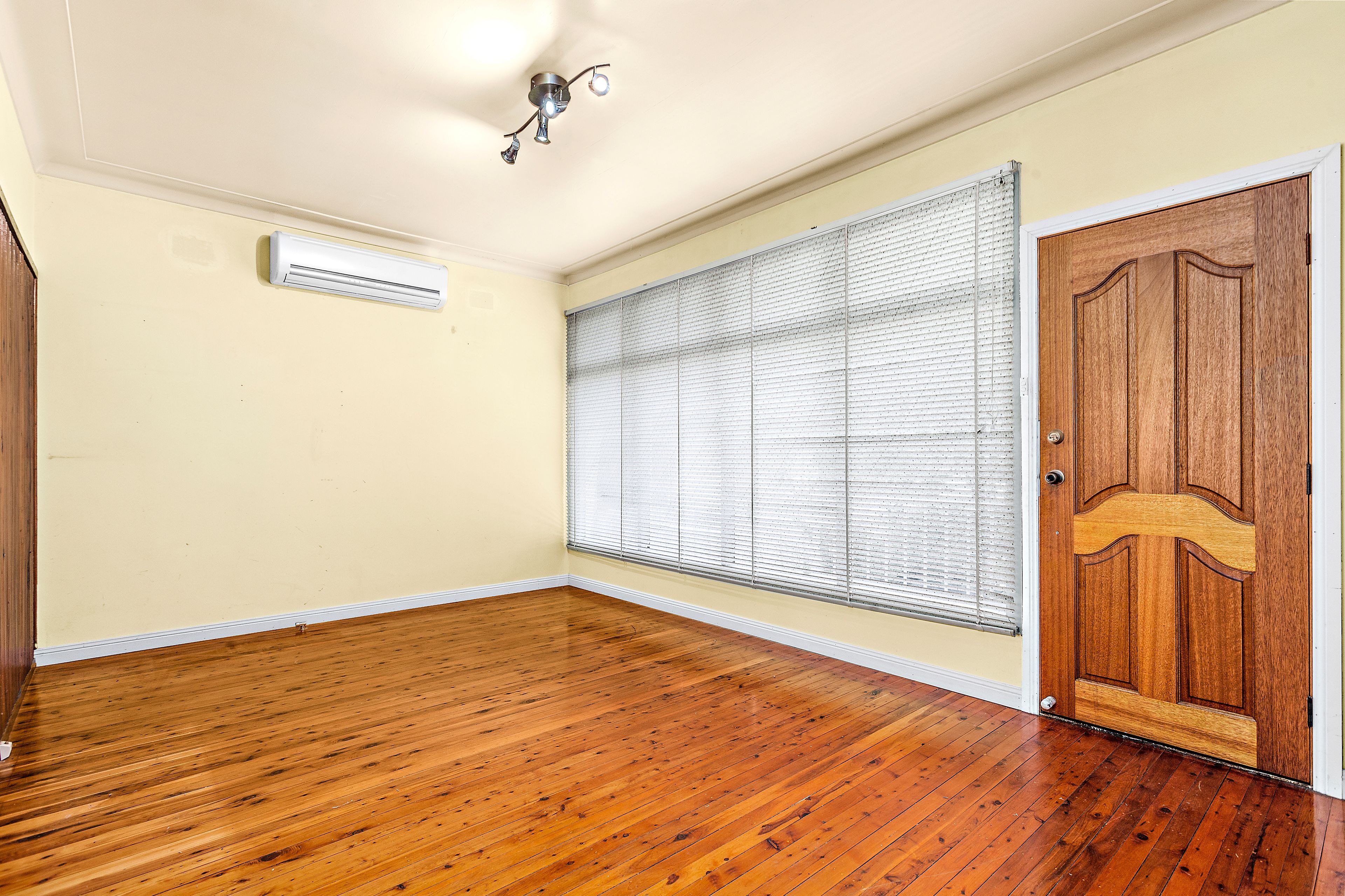252 Farmborough Road, Farmborough Heights, NSW 2526