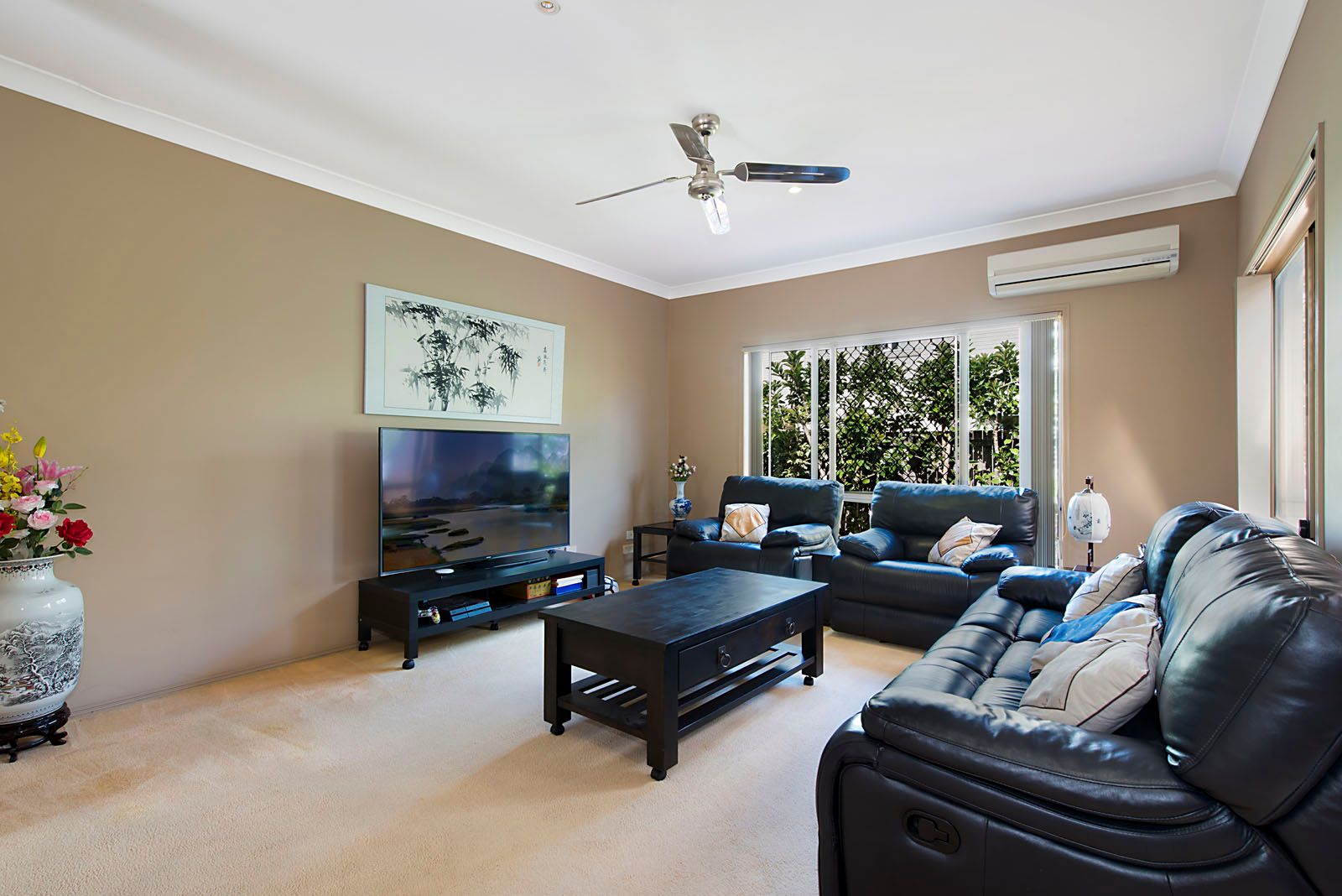 57 Eastwood Drive, Mansfield, QLD 4122