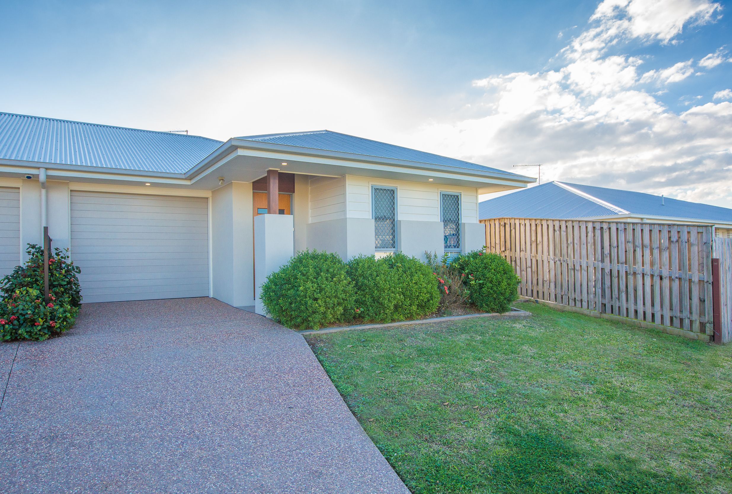 2/9 Augusta Boulevard, Pimpama, QLD 4209