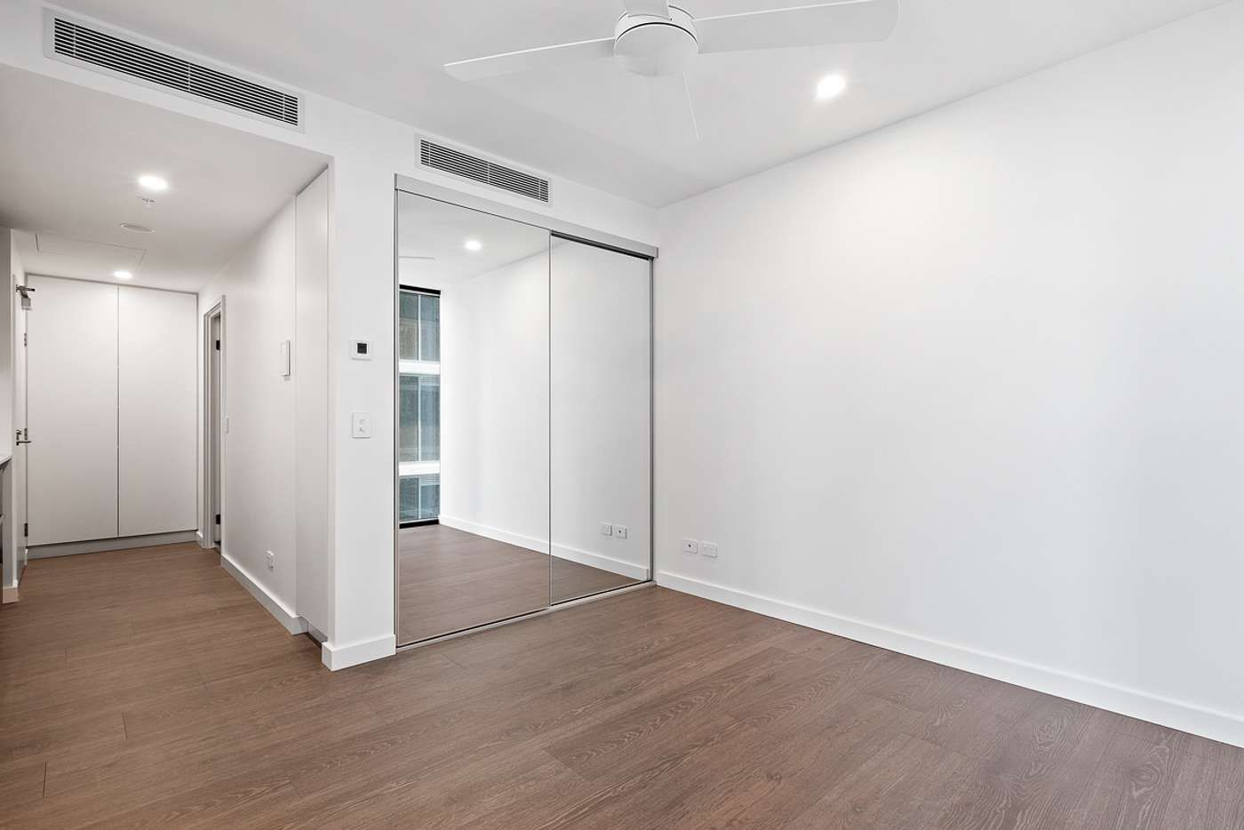 32206-2/1 Cordelia Street, South Brisbane, QLD 4101