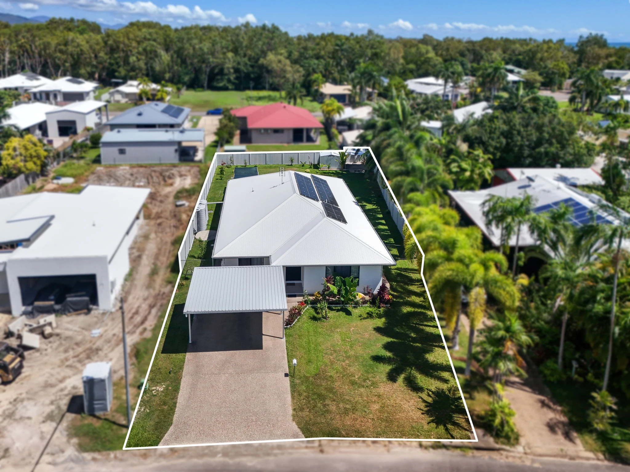 14 Virginia Court, Balgal Beach, QLD 4816