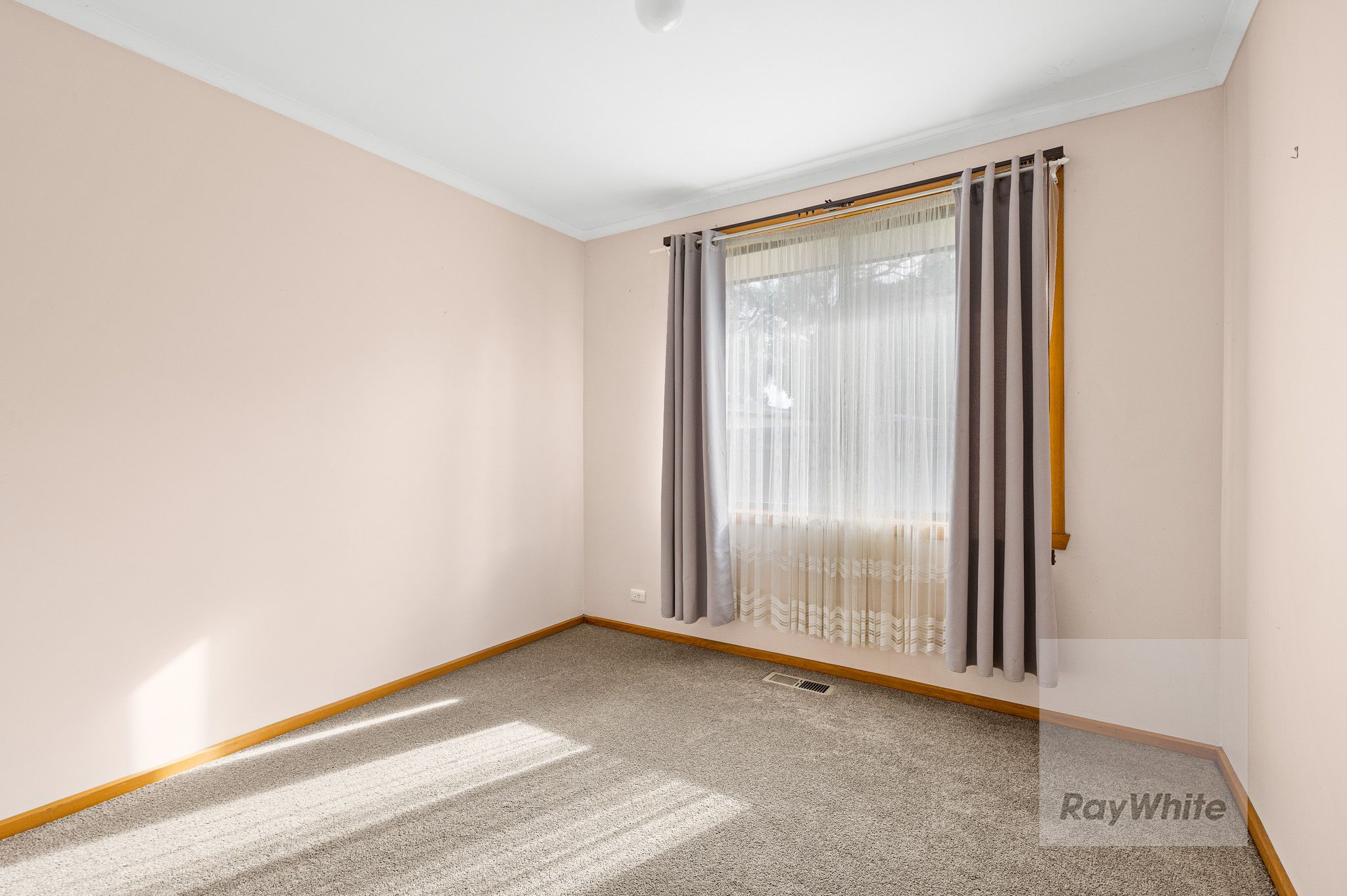 3/67-69 Redleap Avenue — photo 7 of 12