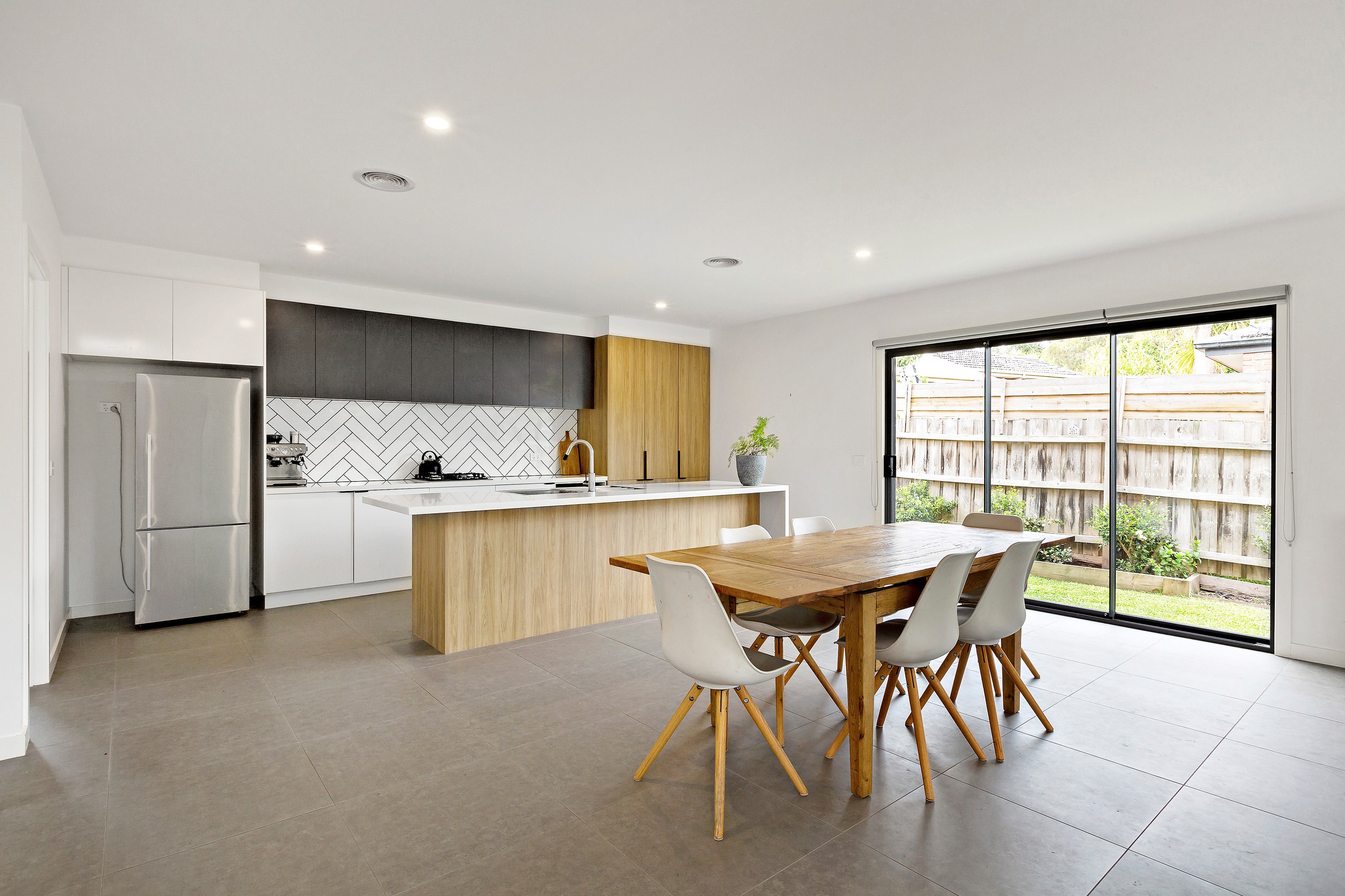 2/218 Heatherhill Road, Frankston, VIC 3199
