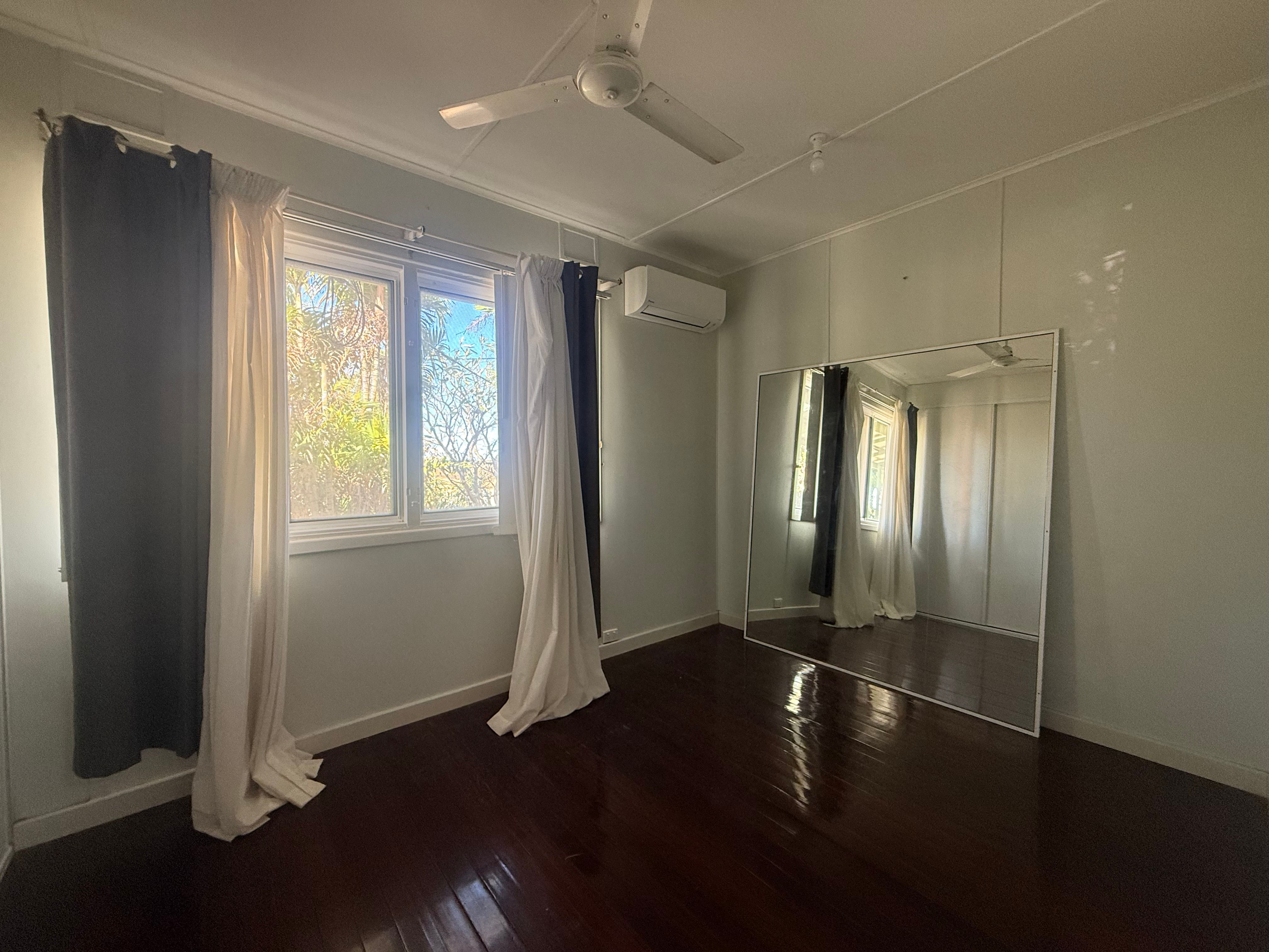 1 Van Emmerik Street — photo 7 of 18
