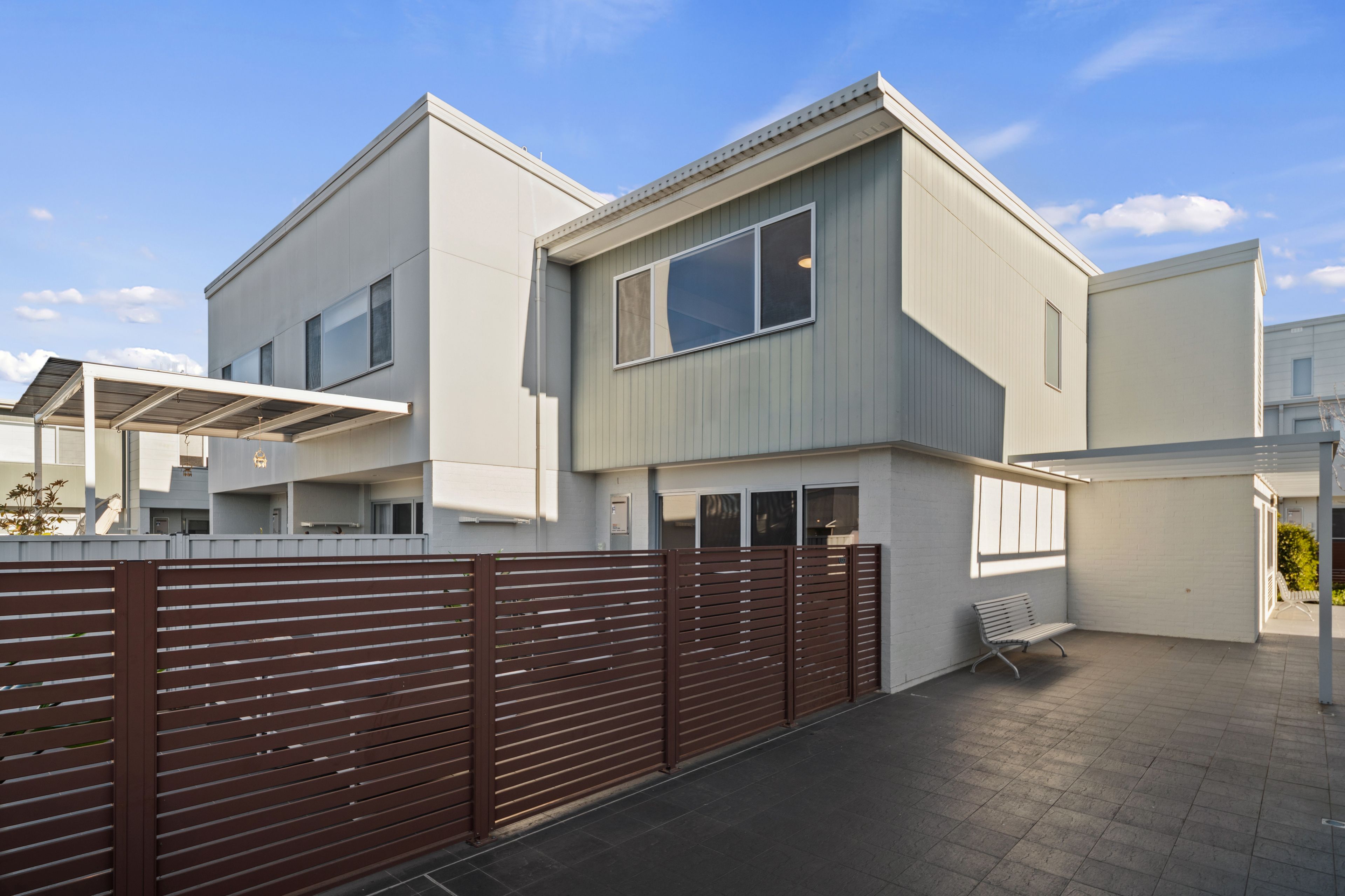 27/90 John Gorton Drive — photo 21 of 30