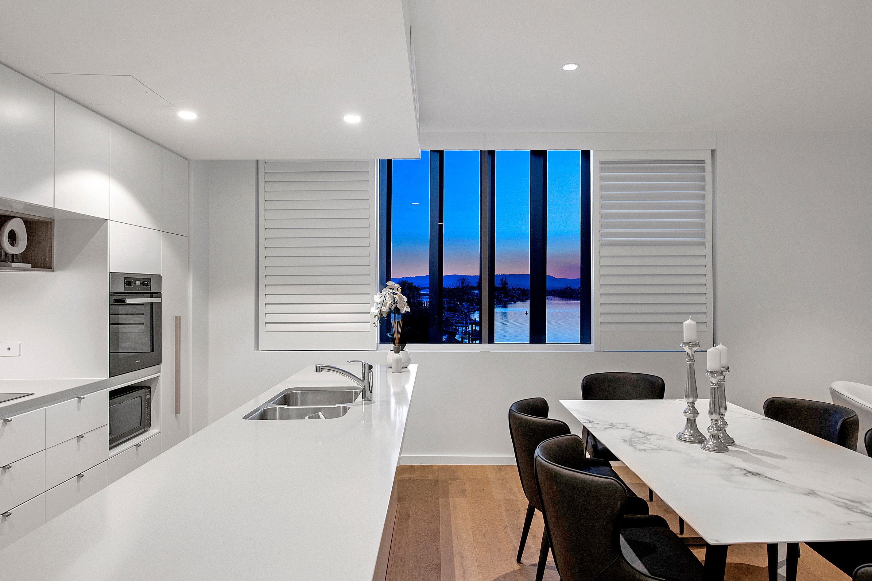 204/19 Cannes Avenue, Surfers Paradise, QLD 4217