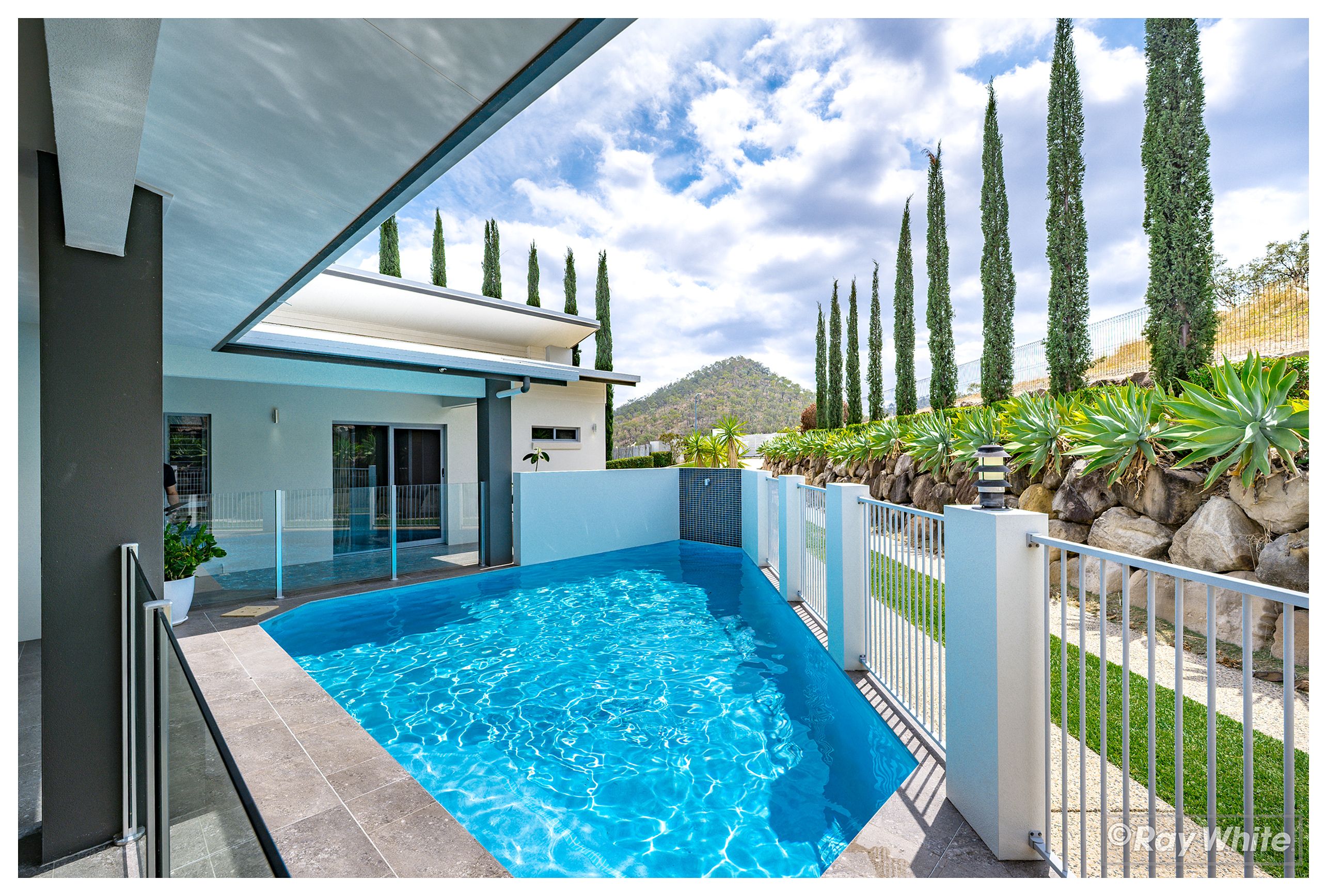 24 Skyline Drive, Norman Gardens, QLD 4701