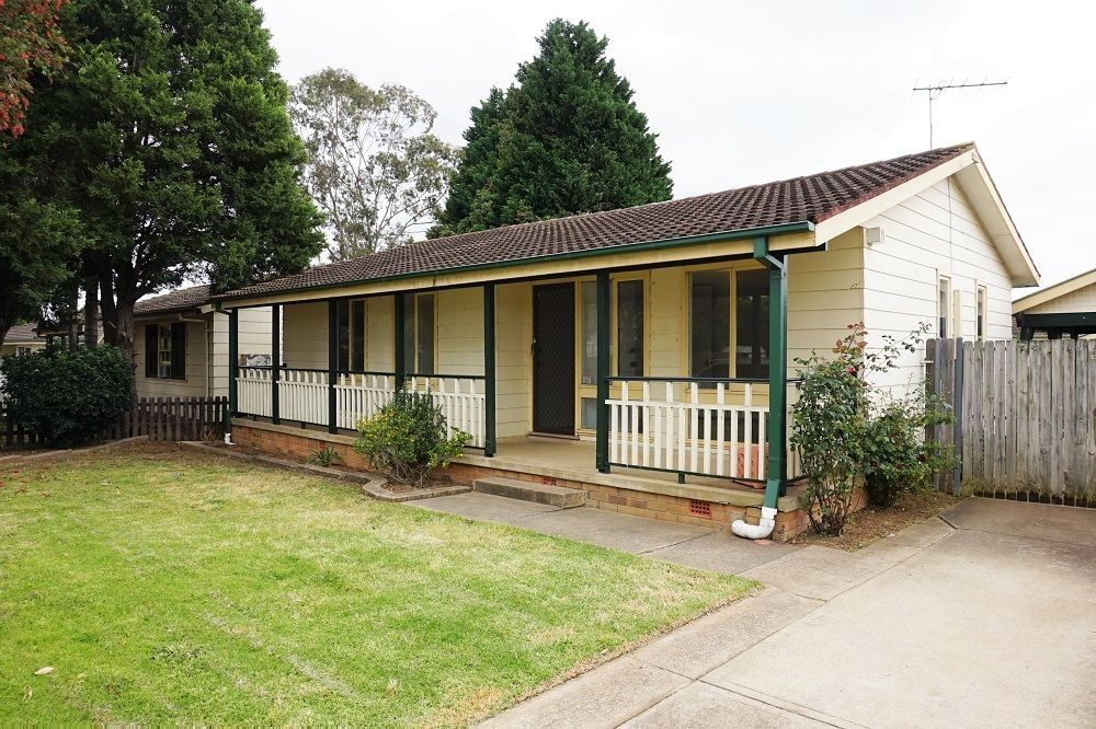 8 Maitlands Way, Airds, NSW 2560