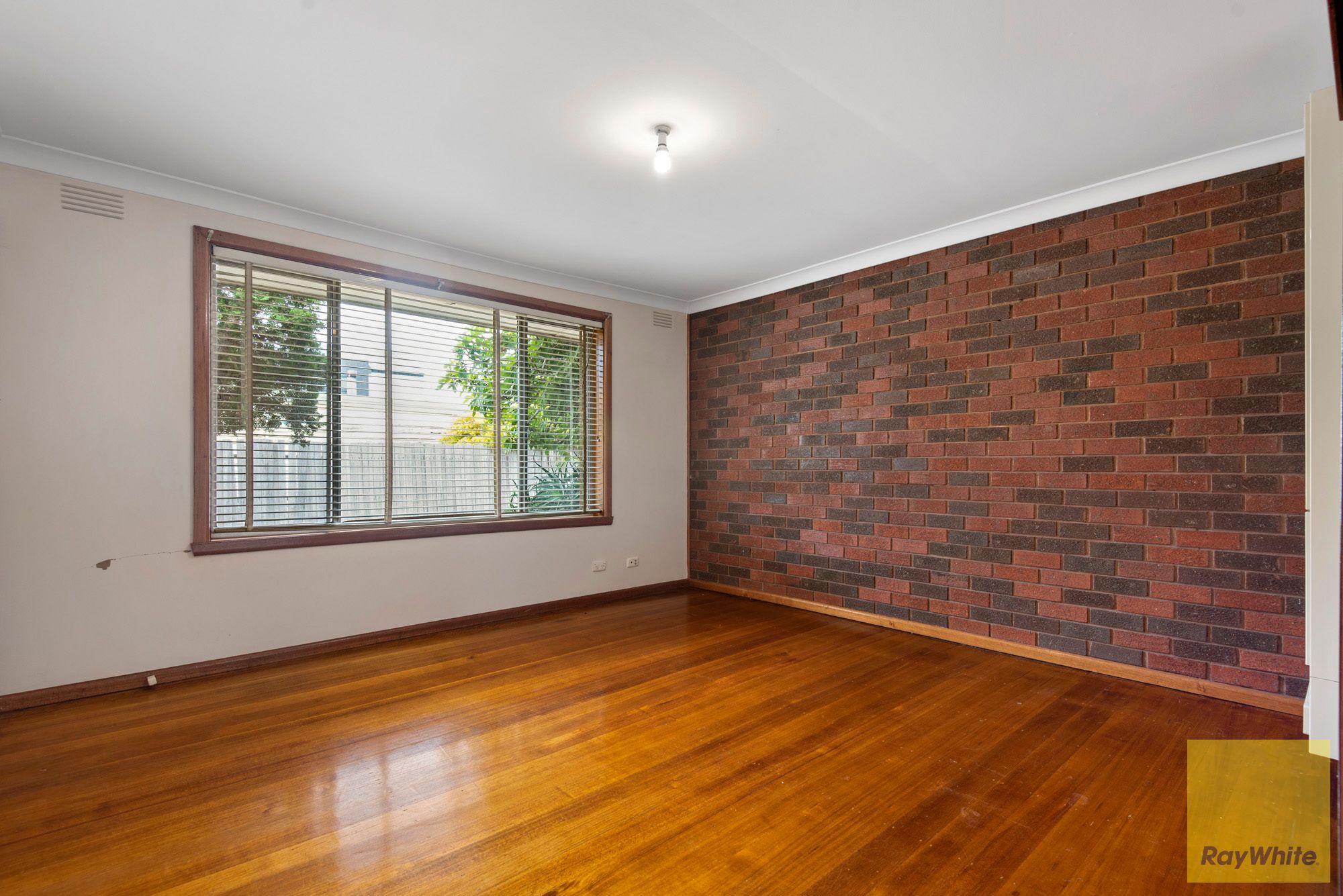 2/89 Saltley Street — photo 4 of 10
