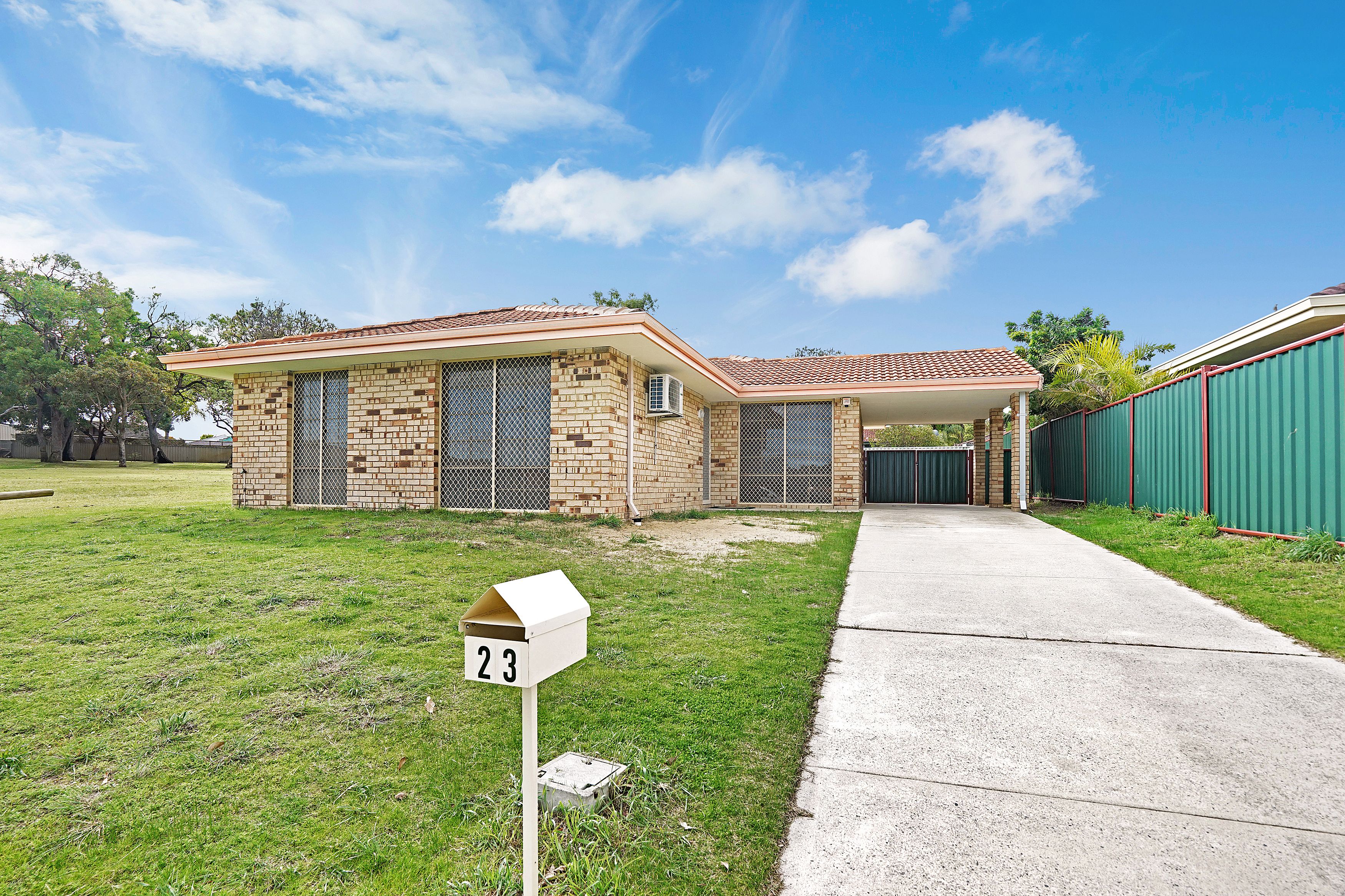 23 Teneriffe Place, Mirrabooka, WA 6061