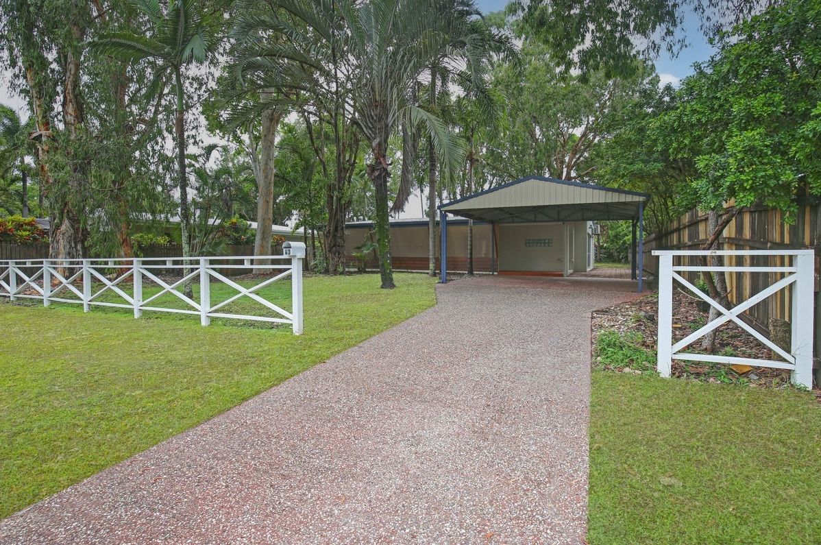 43 Endeavour Road, Clifton Beach, QLD 4879