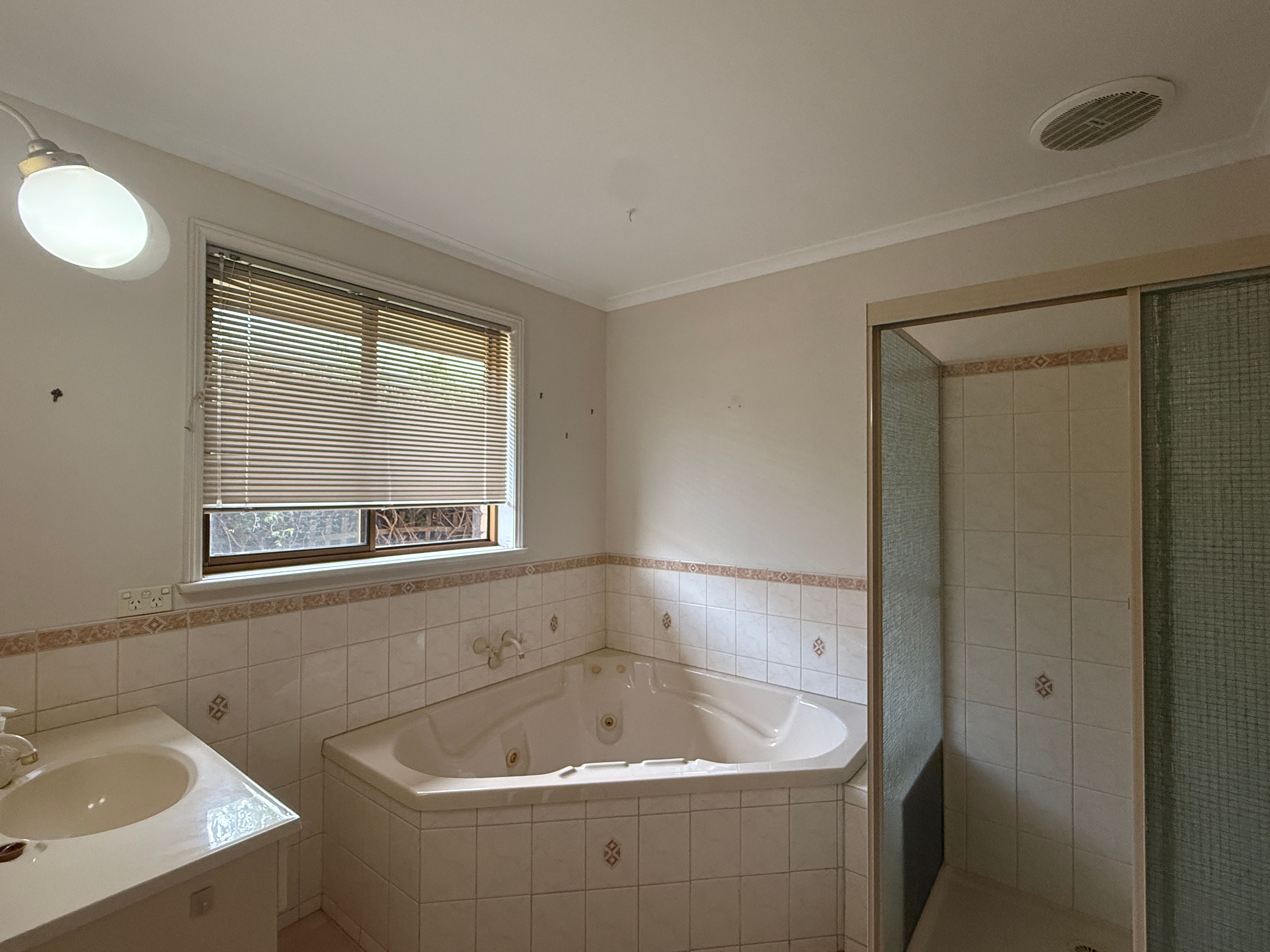 50 Kennedy Street — photo 9 of 14