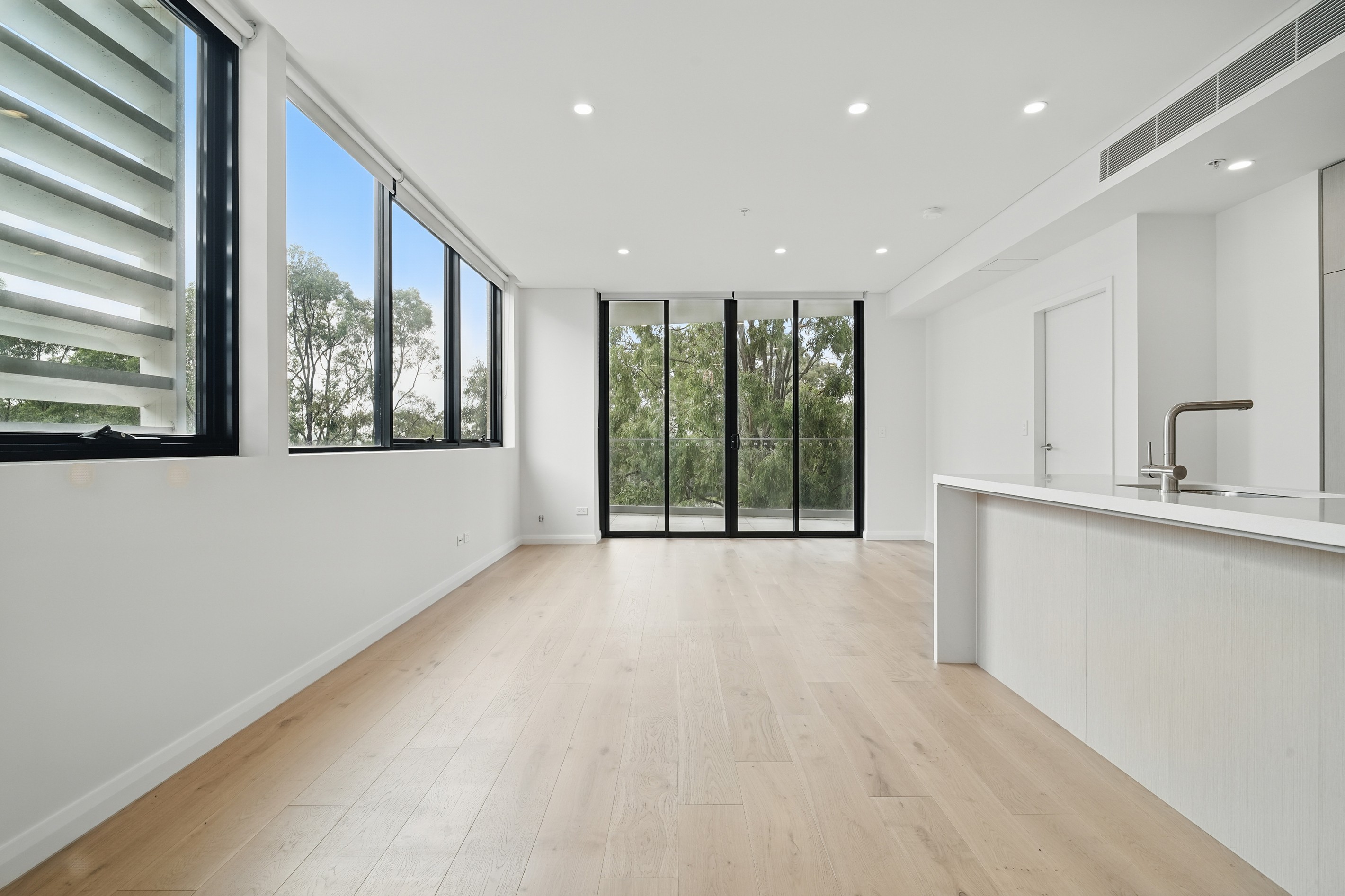 347/32 Civic Way, Rouse Hill, NSW 2155